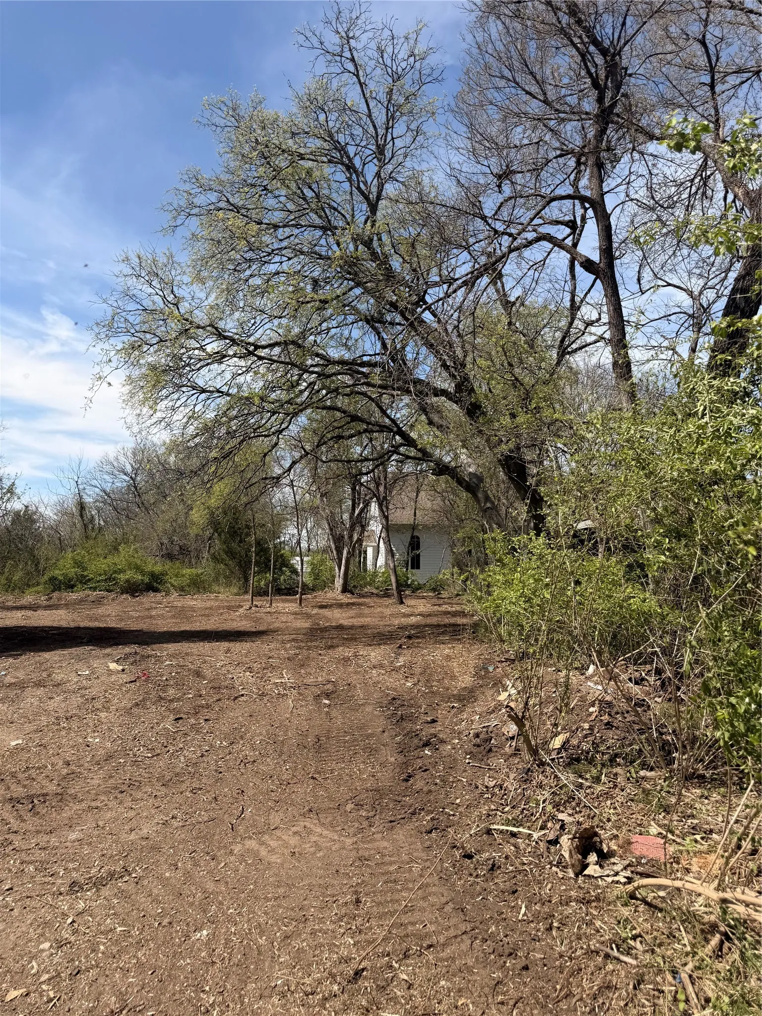 Unimproved Land For Sale in Ellis County , 118 Jim Street, Waxahachie, Texas 75165, 0, 0, Garage spaces, 0 Sqft, built in 1900, mls#21245906, Real Estate Agent in Waxahachie, Homes For Sale in Ellis county, Homes For Sale in Waxahachie, Realtor in Waxahachie Texas, Real Estate Brokerage Independent Realty Texas, Luminita Cordes Realtor