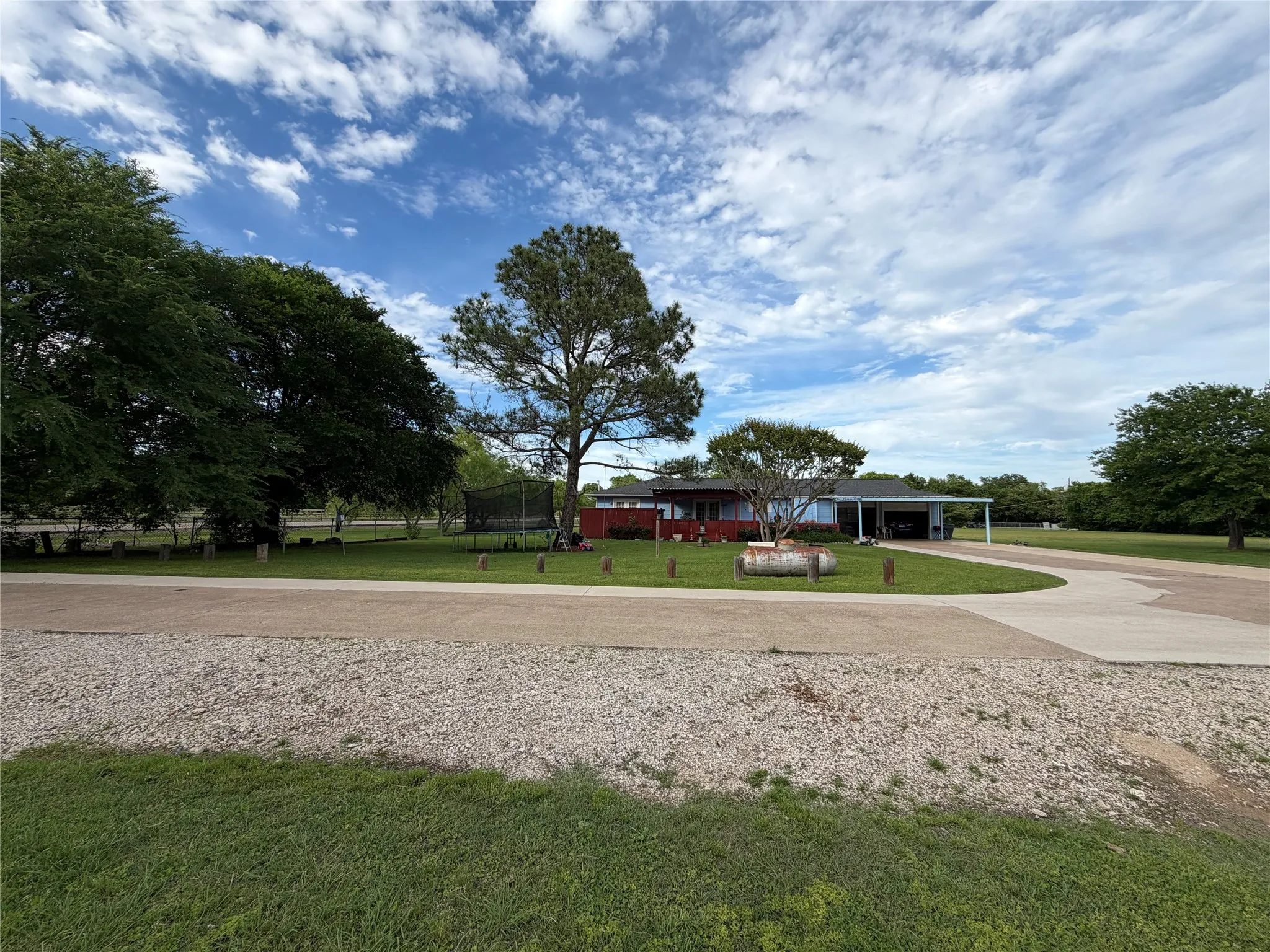 Single Family Residence For Sale in Dallas County , 13104 Nile Drive, Dallas, Texas 75253, 4 Bedroom, 2 Bathroom, 2 Garage spaces, 1,736 Sqft, built in 1980, mls#21246895, Real Estate Agent in Dallas, Homes For Sale in Dallas county, Homes For Sale in Dallas, Realtor in Dallas Texas, Real Estate Brokerage Independent Realty Texas, Luminita Cordes Realtor