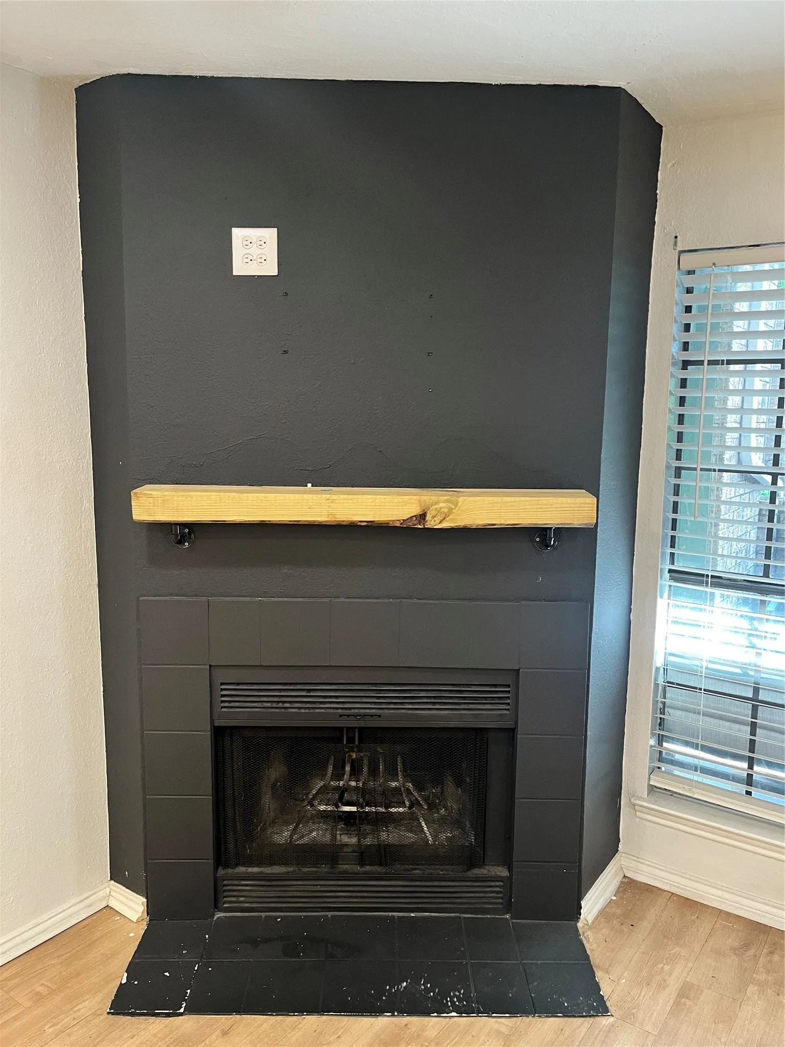 Condominium For Sale in Dallas County , 6108 Abrams Road 303, Dallas, Texas 75231, 1 Bedroom, 1 Bathroom, Garage spaces, 600 Sqft, built in 1984, Price $119,900, mls#21246208, Real Estate Agent in Dallas, Homes For Sale in Dallas county, Homes For Sale in Dallas, Realtor in Dallas Texas, Real Estate Brokerage Independent Realty Texas, Luminita Cordes Realtor