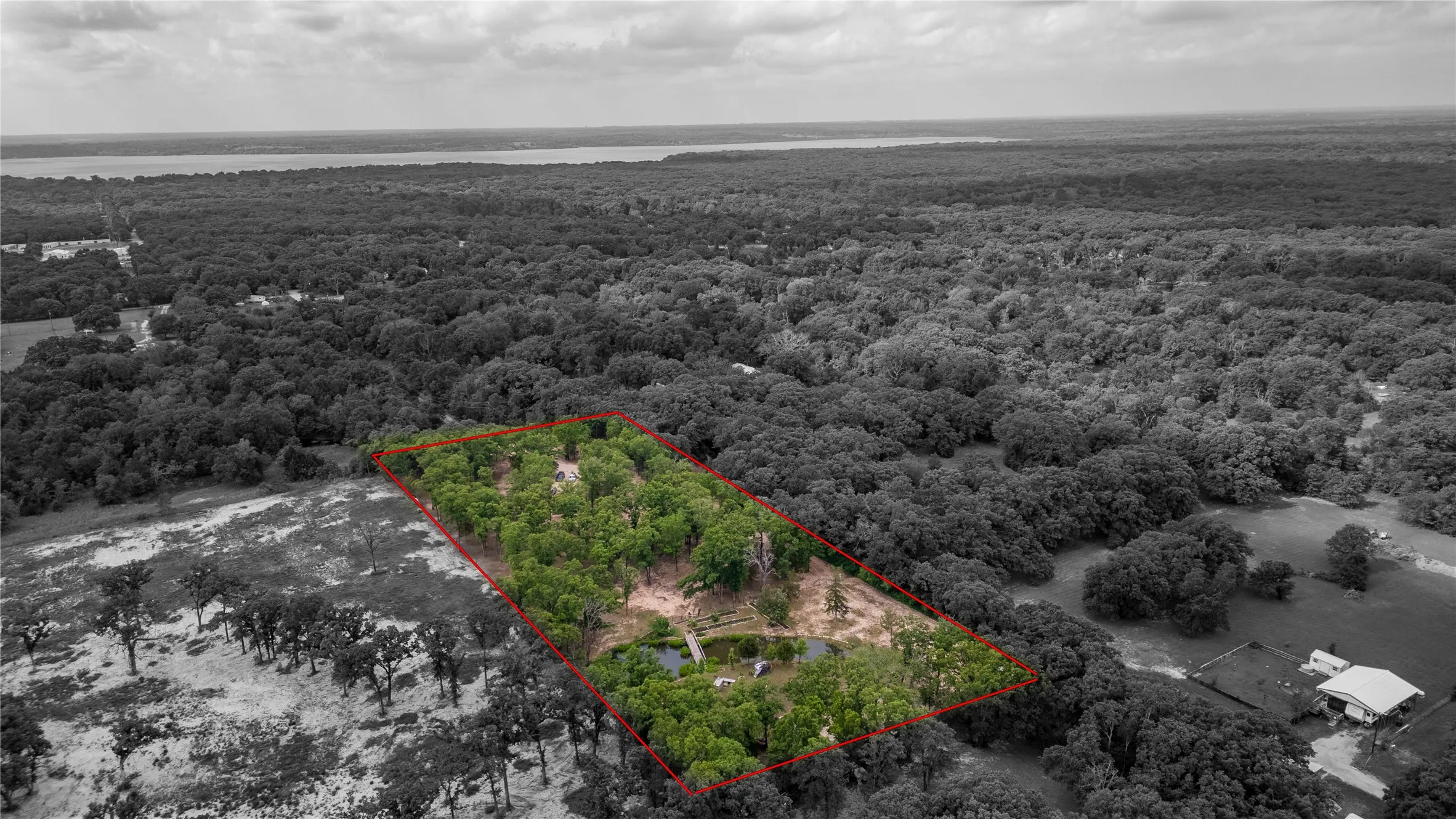 Improved Land For Sale in Hunt County , 424 Hill Lane, Quinlan, Texas 75474, 0, 0, Garage spaces, 0 Sqft, built in 0, Price $310,000, mls#21246041, Real Estate Agent in Quinlan, Homes For Sale in Hunt county, Homes For Sale in Quinlan, Realtor in Quinlan Texas, Real Estate Brokerage Independent Realty Texas, Luminita Cordes Realtor