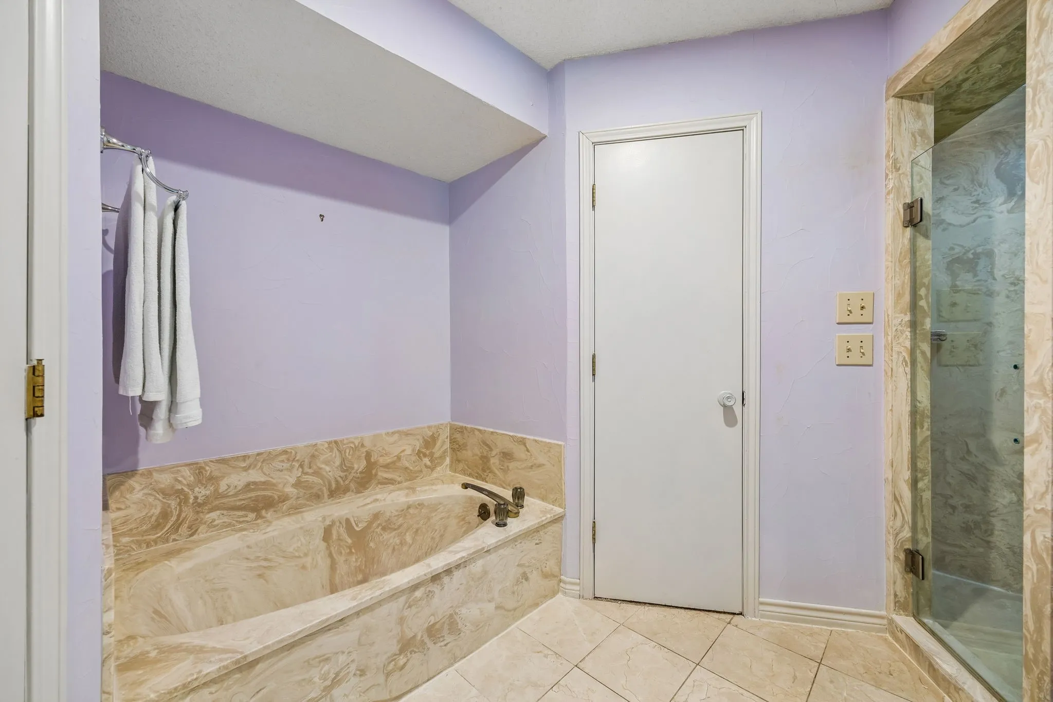 Primary Ensuite Bath