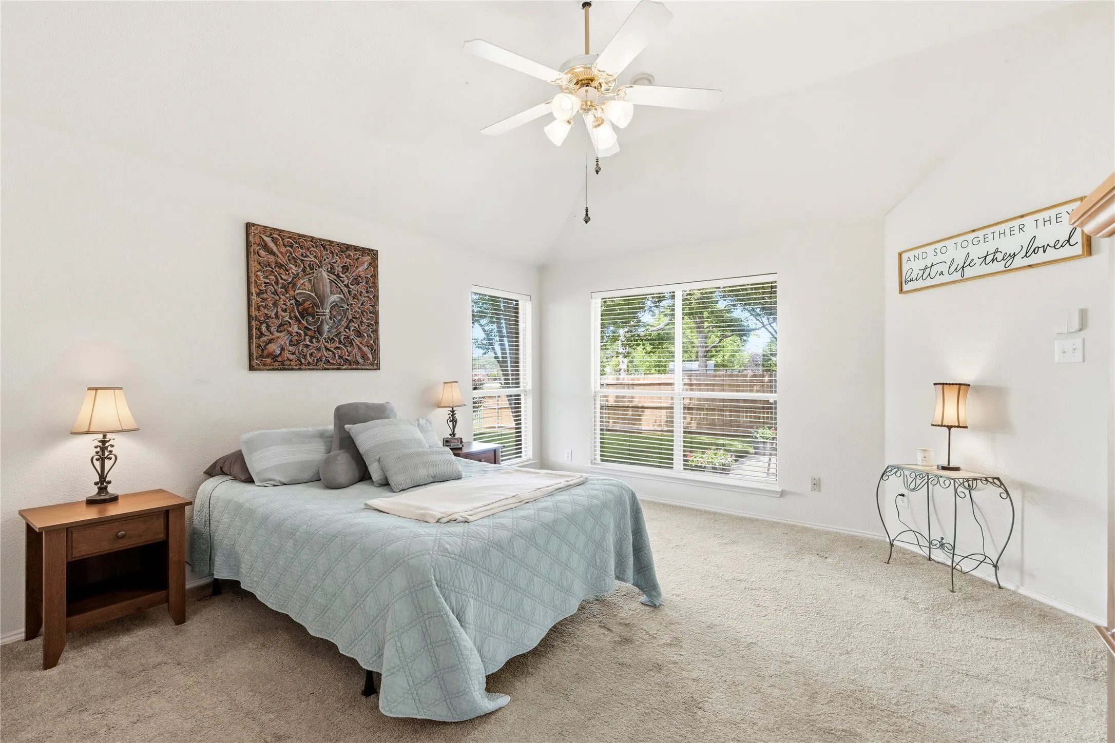 Single Family Residence For Sale in Denton County , 3724 Ranchman Boulevard, Denton, Texas 76210, 4 Bedroom, 2 Bathroom, 2 Garage spaces, 2,163 Sqft, built in 2000, Preowned, mls#21246102, Real Estate Agent in Denton, Homes For Sale in Denton county, Homes For Sale in Denton, Realtor in Denton Texas, Real Estate Brokerage Independent Realty Texas, Luminita Cordes Realtor