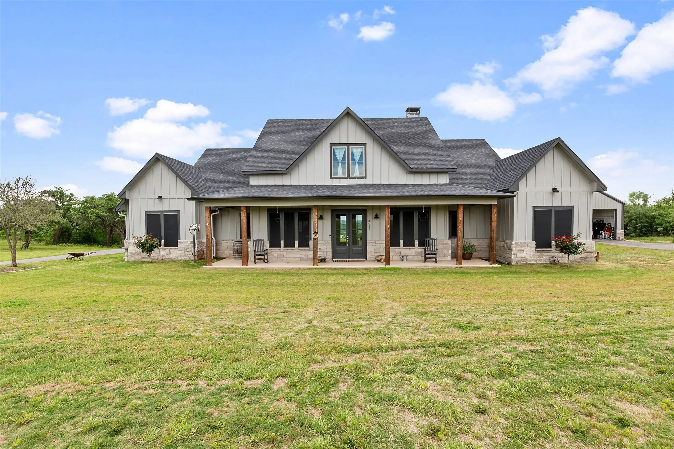 Single Family Residence For Sale in Palo Pinto County , 3017 Shooting Star Court, Graford, Texas 76449, 3 Bedroom, 3 Bathroom, 3 Garage spaces, 2,400 Sqft, built in 2022, Preowned, Price $850,000, mls#21231446, Real Estate Agent in Graford, Homes For Sale in Palo Pinto county, Homes For Sale in Graford, Realtor in Graford Texas, Real Estate Brokerage Independent Realty Texas, Luminita Cordes Realtor