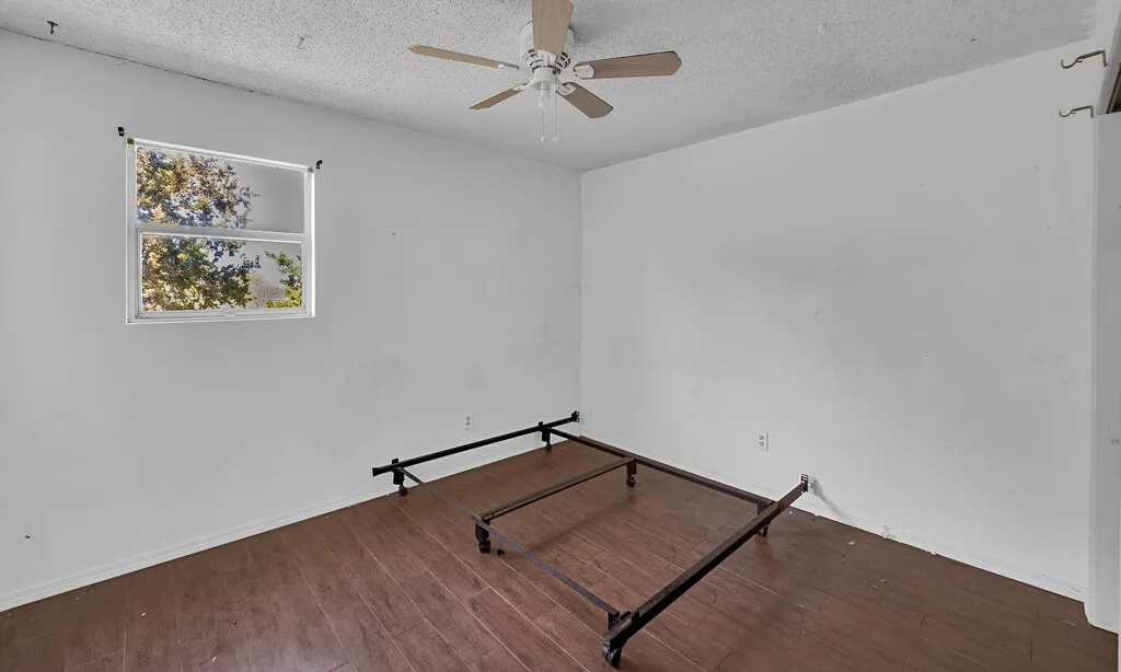 Single Family Residence For Sale in Bosque County , 105 County Road 3590, China Spring, Texas 76633, 3 Bedroom, 2 Bathroom, 1 Garage spaces, 1,309 Sqft, built in 1980, Preowned, mls#21220545, Real Estate Agent in China Spring, Homes For Sale in Bosque county, Homes For Sale in China Spring, Realtor in China Spring Texas, Real Estate Brokerage Independent Realty Texas, Luminita Cordes Realtor