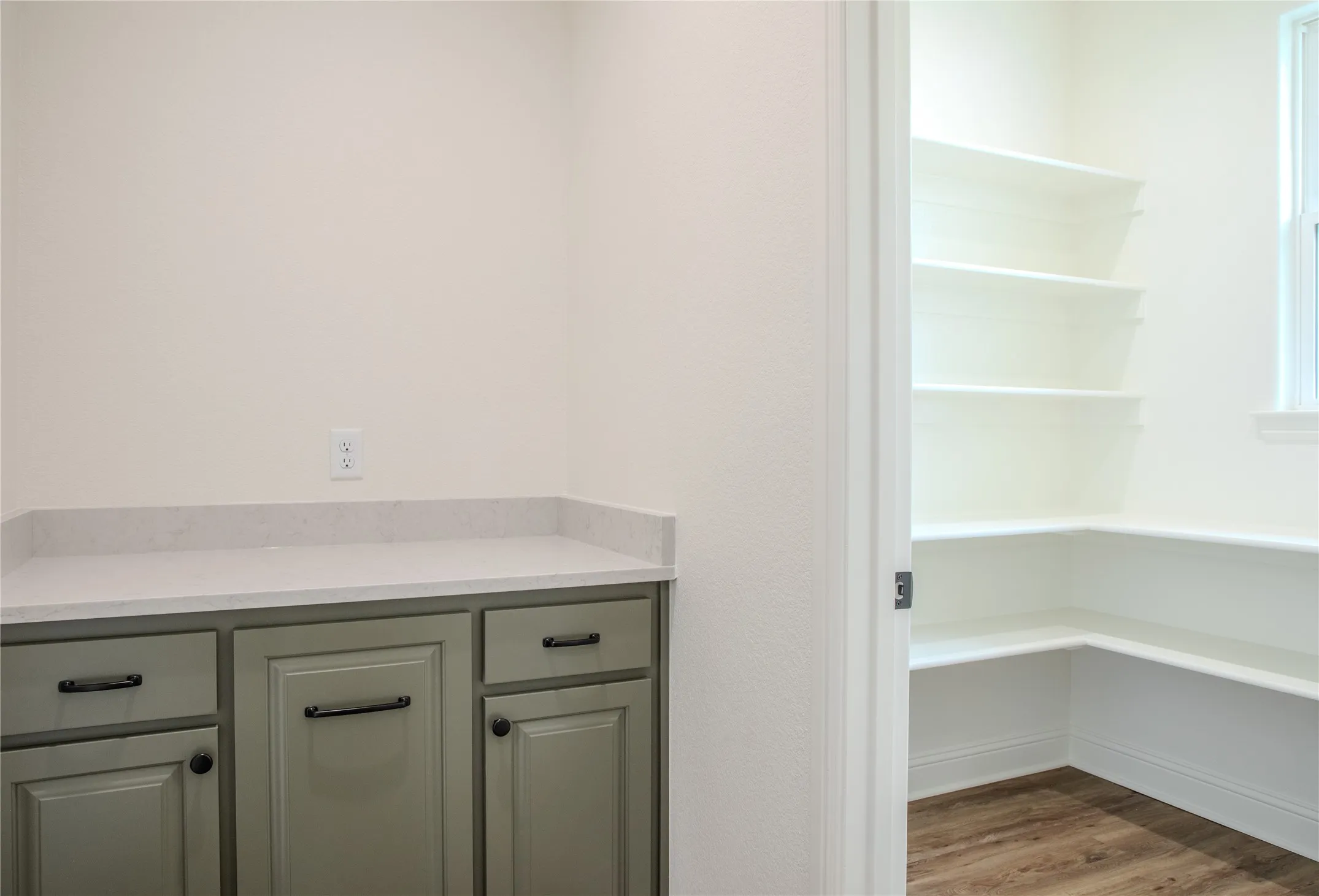 Single Family Residence For Sale in Parker County , 204 Sweetgrass Drive, Poolville, Texas 76487, 4 Bedroom, 3 Bathroom, 2 Garage spaces, 2,360 Sqft, built in 2026, New Construction - Complete, mls#21247361, Real Estate Agent in Poolville, Homes For Sale in Parker county, Homes For Sale in Poolville, Realtor in Poolville Texas, Real Estate Brokerage Independent Realty Texas, Luminita Cordes Realtor
