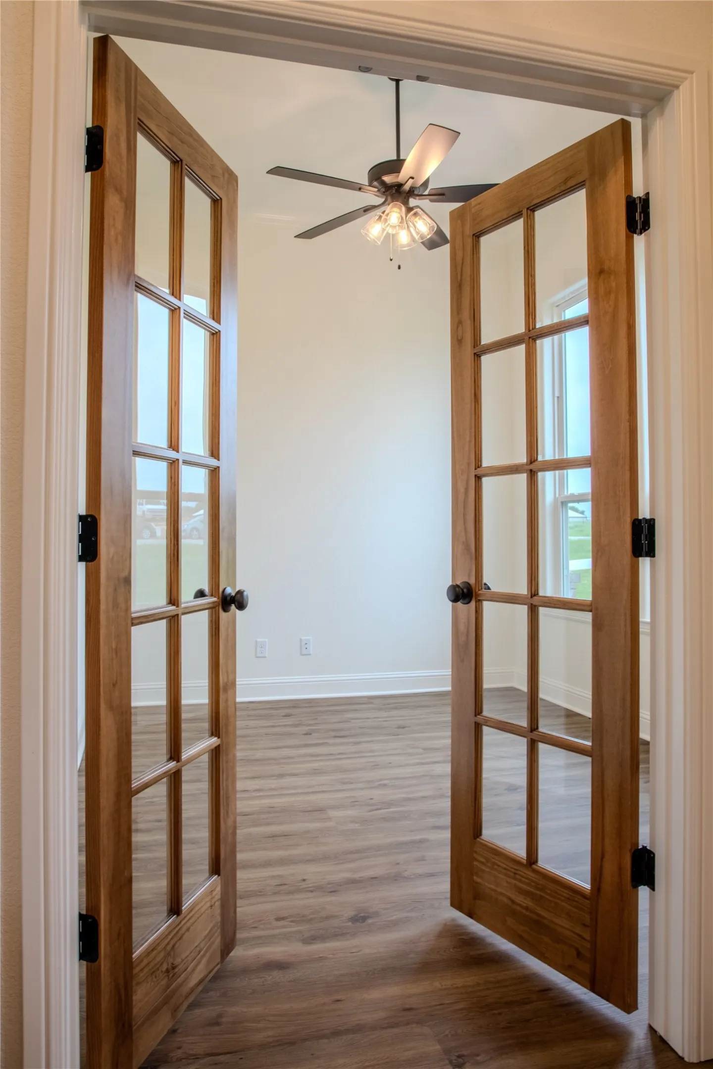 Single Family Residence For Sale in Parker County , 204 Sweetgrass Drive, Poolville, Texas 76487, 4 Bedroom, 3 Bathroom, 2 Garage spaces, 2,360 Sqft, built in 2026, New Construction - Complete, mls#21247361, Real Estate Agent in Poolville, Homes For Sale in Parker county, Homes For Sale in Poolville, Realtor in Poolville Texas, Real Estate Brokerage Independent Realty Texas, Luminita Cordes Realtor