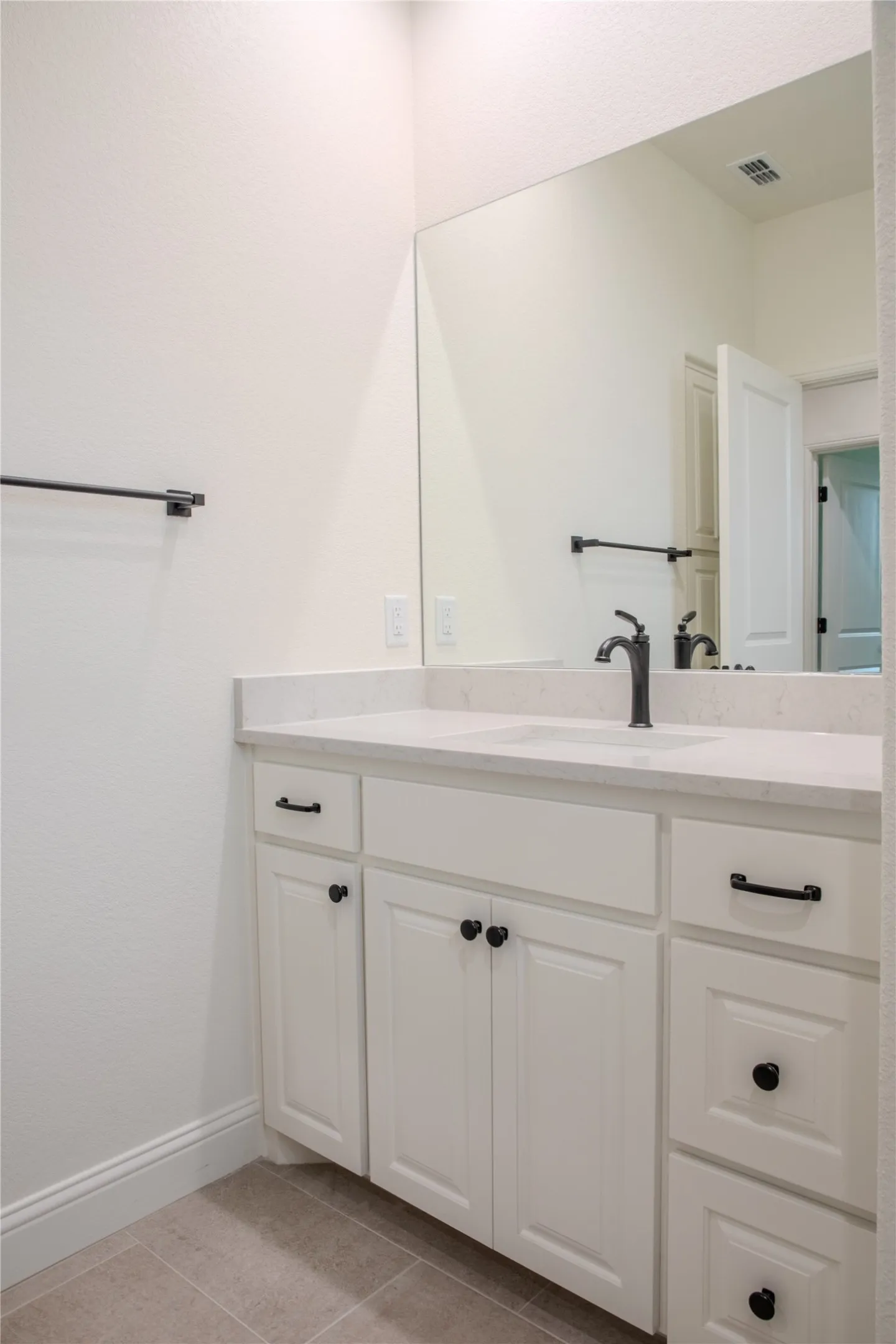 Single Family Residence For Sale in Parker County , 204 Sweetgrass Drive, Poolville, Texas 76487, 4 Bedroom, 3 Bathroom, 2 Garage spaces, 2,360 Sqft, built in 2026, New Construction - Complete, mls#21247361, Real Estate Agent in Poolville, Homes For Sale in Parker county, Homes For Sale in Poolville, Realtor in Poolville Texas, Real Estate Brokerage Independent Realty Texas, Luminita Cordes Realtor