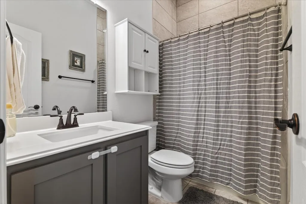 Single Family Residence For Sale in Collin County , 5305 Girard Street, Mc Kinney, Texas 75071, 3 Bedroom, 2 Bathroom, 2 Garage spaces, 1,850 Sqft, built in 2022, Preowned, mls#21247448, Real Estate Agent in Mc Kinney, Homes For Sale in Collin county, Homes For Sale in Mc Kinney, Realtor in Mc Kinney Texas, Real Estate Brokerage Independent Realty Texas, Luminita Cordes Realtor