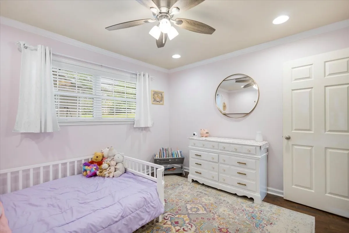 Single Family Residence For Sale in Smith County , 1327 BRIDLE PATH Lane, Hideaway, Texas 75771, 3 Bedroom, 2 Bathroom, Garage spaces, 1,778 Sqft, built in 1982, Preowned, mls#21247434, Real Estate Agent in Hideaway, Homes For Sale in Smith county, Homes For Sale in Hideaway, Realtor in Hideaway Texas, Real Estate Brokerage Independent Realty Texas, Luminita Cordes Realtor