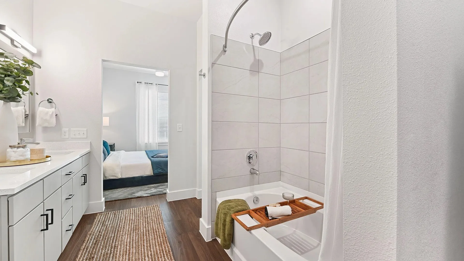 Photo is model unit NOT of actual unit. Actual unit will be similar finishout. No furnishings are included.