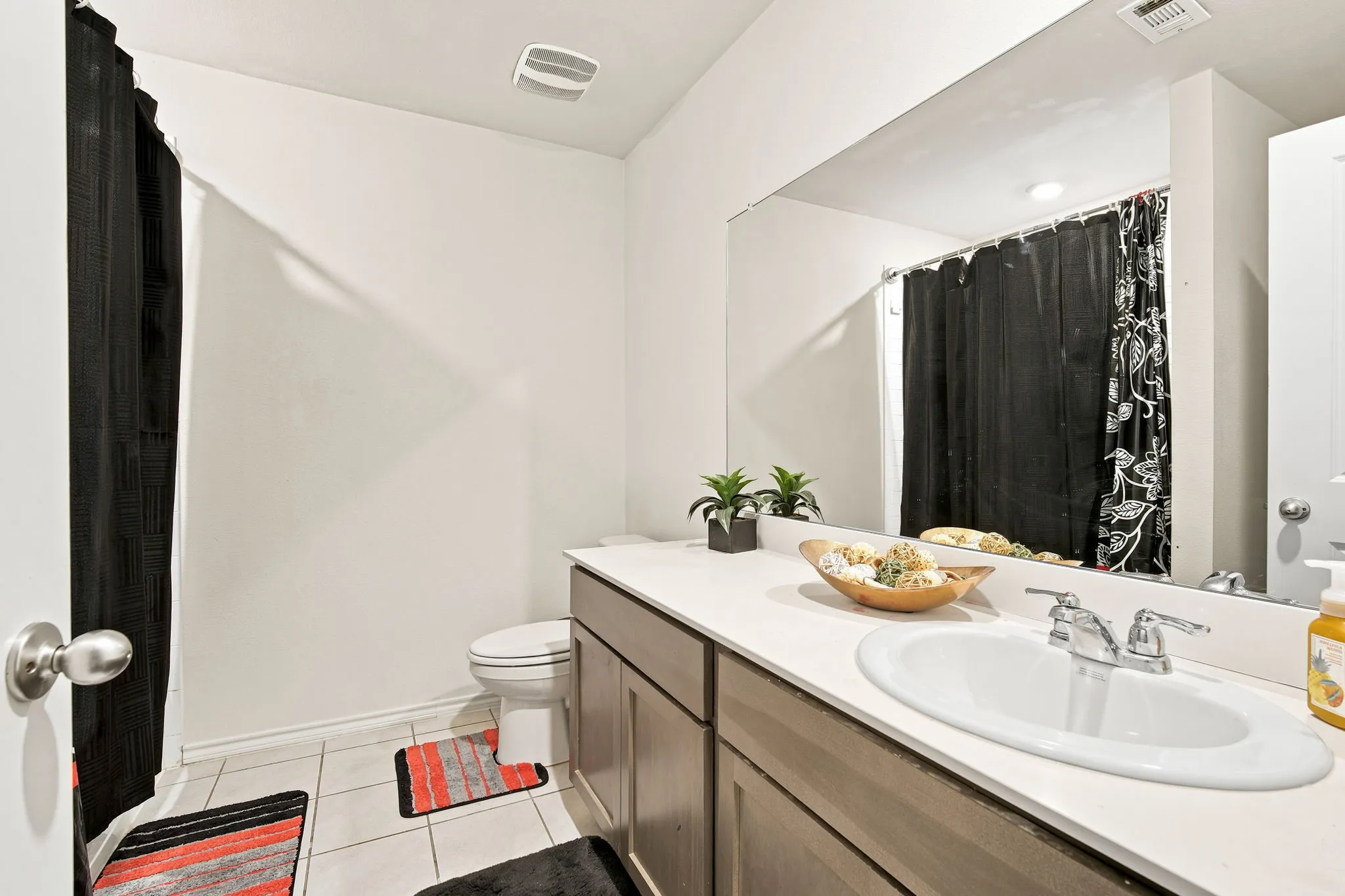 upstairs bathroom