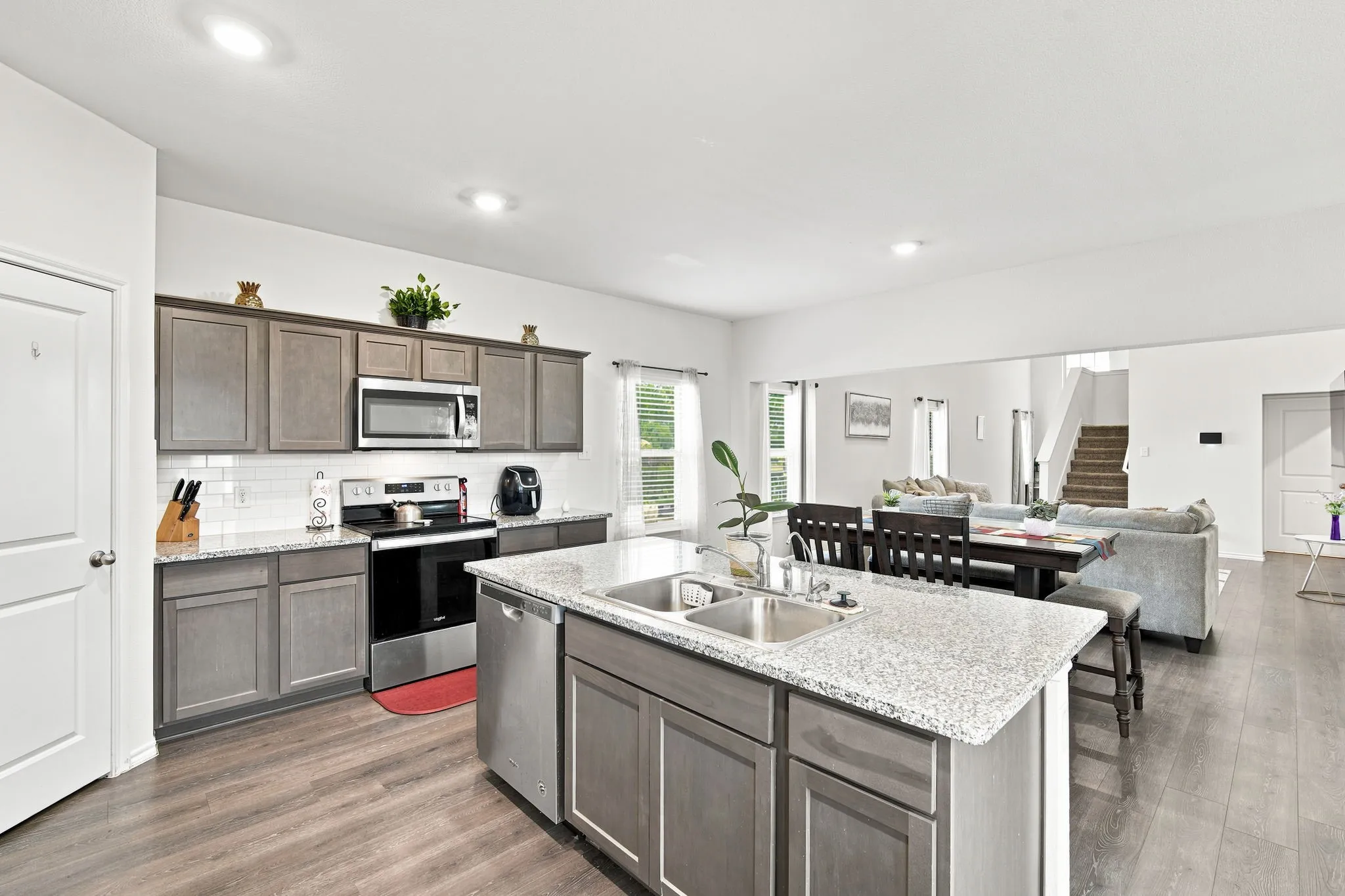 Single Family Residence For Sale in Kaufman County , 2070 Puma Street, Crandall, Texas 75114, 4 Bedroom, 3 Bathroom, 2 Garage spaces, 2,226 Sqft, built in 2020, mls#21247641, Real Estate Agent in Crandall, Homes For Sale in Kaufman county, Homes For Sale in Crandall, Realtor in Crandall Texas, Real Estate Brokerage Independent Realty Texas, Luminita Cordes Realtor