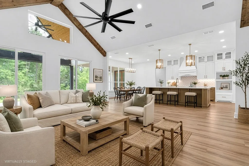 Single Family Residence For Sale in Smith County , 221 Brookside Drive, Hideaway, Texas 75771, 4 Bedroom, 3 Bathroom, 2 Garage spaces, 2,928 Sqft, built in 2024, New Construction - Complete, mls#21247661, Real Estate Agent in Hideaway, Homes For Sale in Smith county, Homes For Sale in Hideaway, Realtor in Hideaway Texas, Real Estate Brokerage Independent Realty Texas, Luminita Cordes Realtor