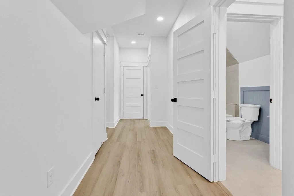 Single Family Residence For Sale in Smith County , 221 Brookside Drive, Hideaway, Texas 75771, 4 Bedroom, 3 Bathroom, 2 Garage spaces, 2,928 Sqft, built in 2024, New Construction - Complete, mls#21247661, Real Estate Agent in Hideaway, Homes For Sale in Smith county, Homes For Sale in Hideaway, Realtor in Hideaway Texas, Real Estate Brokerage Independent Realty Texas, Luminita Cordes Realtor