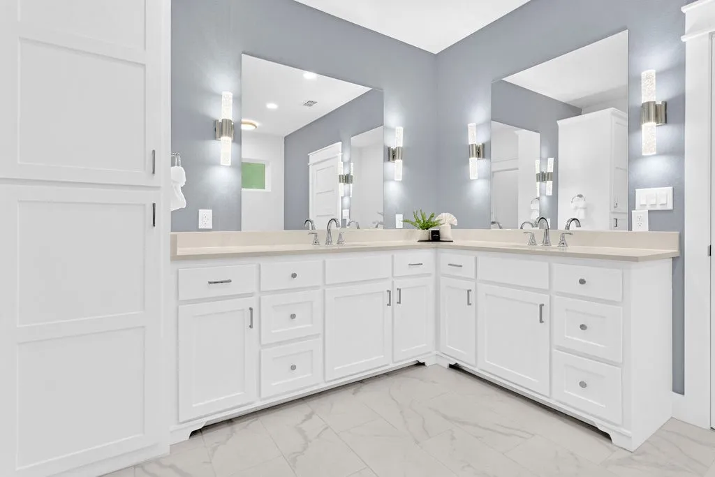 Single Family Residence For Sale in Smith County , 221 Brookside Drive, Hideaway, Texas 75771, 4 Bedroom, 3 Bathroom, 2 Garage spaces, 2,928 Sqft, built in 2024, New Construction - Complete, mls#21247661, Real Estate Agent in Hideaway, Homes For Sale in Smith county, Homes For Sale in Hideaway, Realtor in Hideaway Texas, Real Estate Brokerage Independent Realty Texas, Luminita Cordes Realtor
