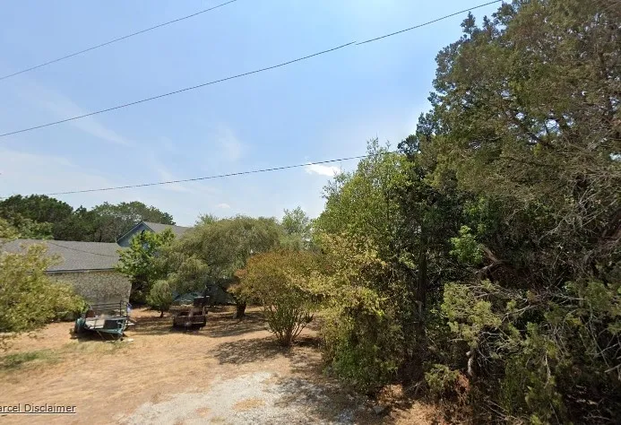 Single Family Residence For Sale in Bosque County , 261 County Road 1766, Clifton, Texas 76634, 3 Bedroom, 3 Bathroom, 2 Garage spaces, 1,393 Sqft, built in 1988, mls#21246315, Real Estate Agent in Clifton, Homes For Sale in Bosque county, Homes For Sale in Clifton, Realtor in Clifton Texas, Real Estate Brokerage Independent Realty Texas, Luminita Cordes Realtor