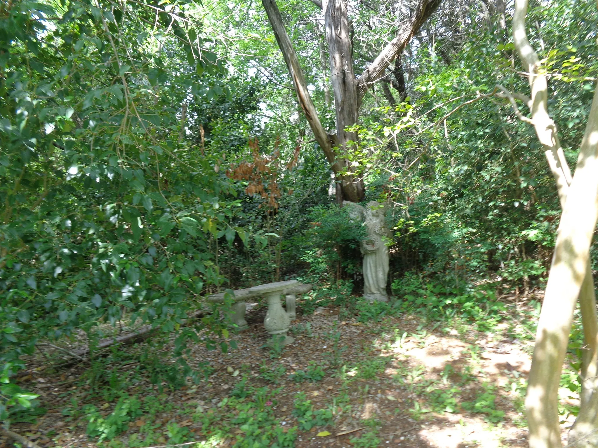 Single Family Residence For Sale in Bosque County , 261 County Road 1766, Clifton, Texas 76634, 3 Bedroom, 3 Bathroom, 2 Garage spaces, 1,393 Sqft, built in 1988, mls#21246315, Real Estate Agent in Clifton, Homes For Sale in Bosque county, Homes For Sale in Clifton, Realtor in Clifton Texas, Real Estate Brokerage Independent Realty Texas, Luminita Cordes Realtor