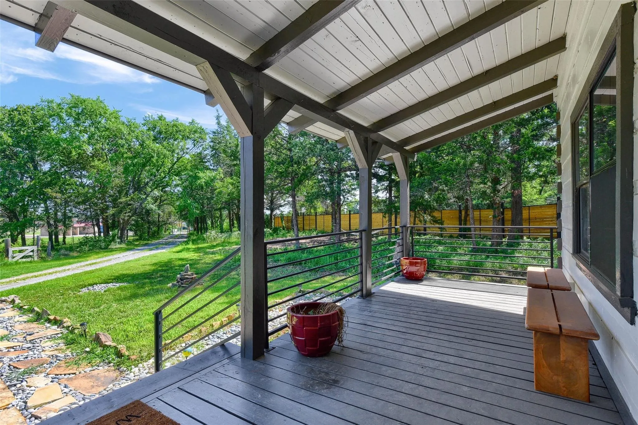Single Family Residence For Sale in Grayson County , 3628 Ansley Boulevard, Denison, Texas 75020, 3 Bedroom, 3 Bathroom, Garage spaces, 2,136 Sqft, built in 1993, Preowned, Price $649,000, mls#21242276, Real Estate Agent in Denison, Homes For Sale in Grayson county, Homes For Sale in Denison, Realtor in Denison Texas, Real Estate Brokerage Independent Realty Texas, Luminita Cordes Realtor