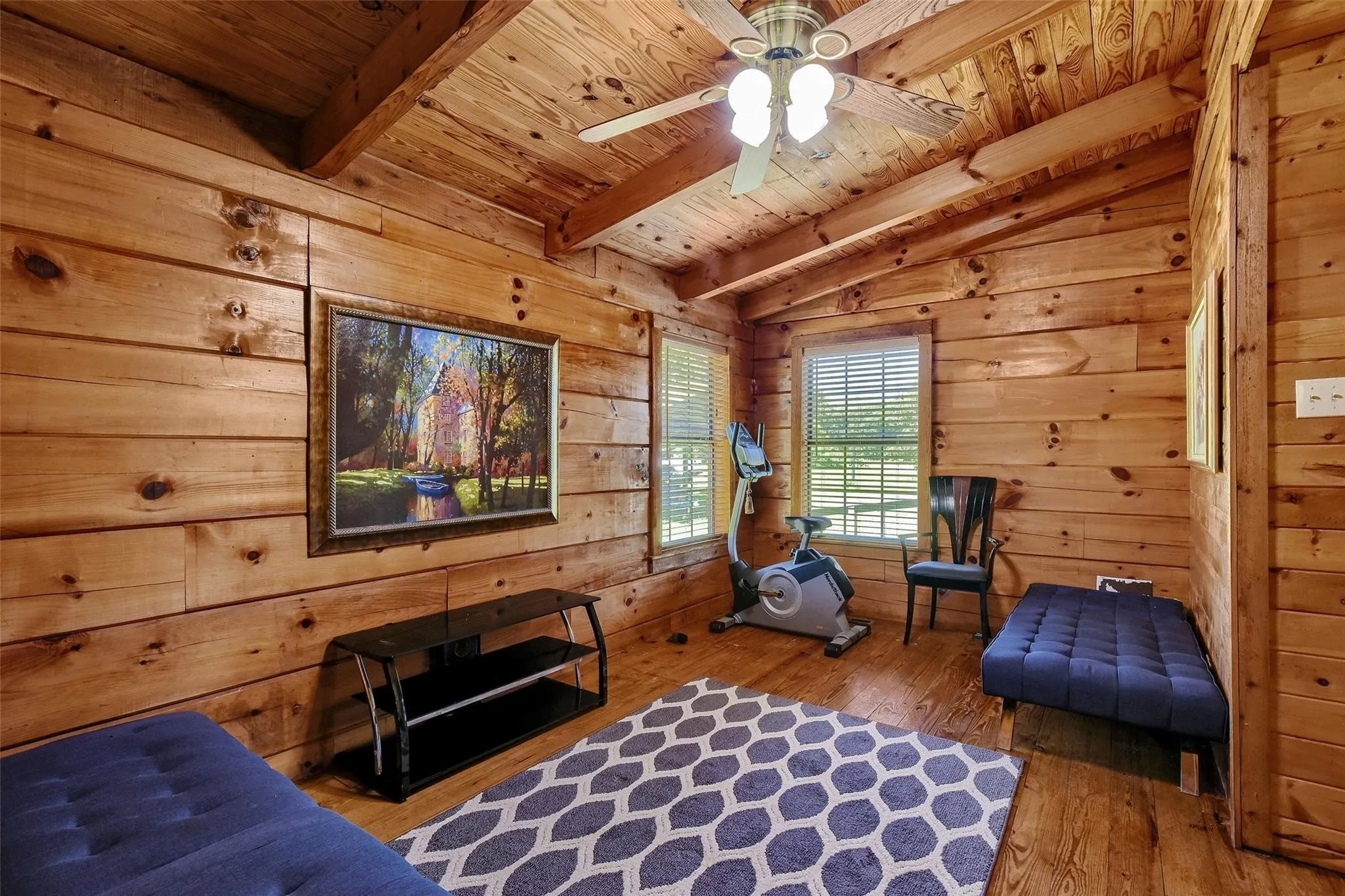 Single Family Residence For Sale in Grayson County , 3628 Ansley Boulevard, Denison, Texas 75020, 3 Bedroom, 3 Bathroom, Garage spaces, 2,136 Sqft, built in 1993, Preowned, Price $649,000, mls#21242276, Real Estate Agent in Denison, Homes For Sale in Grayson county, Homes For Sale in Denison, Realtor in Denison Texas, Real Estate Brokerage Independent Realty Texas, Luminita Cordes Realtor