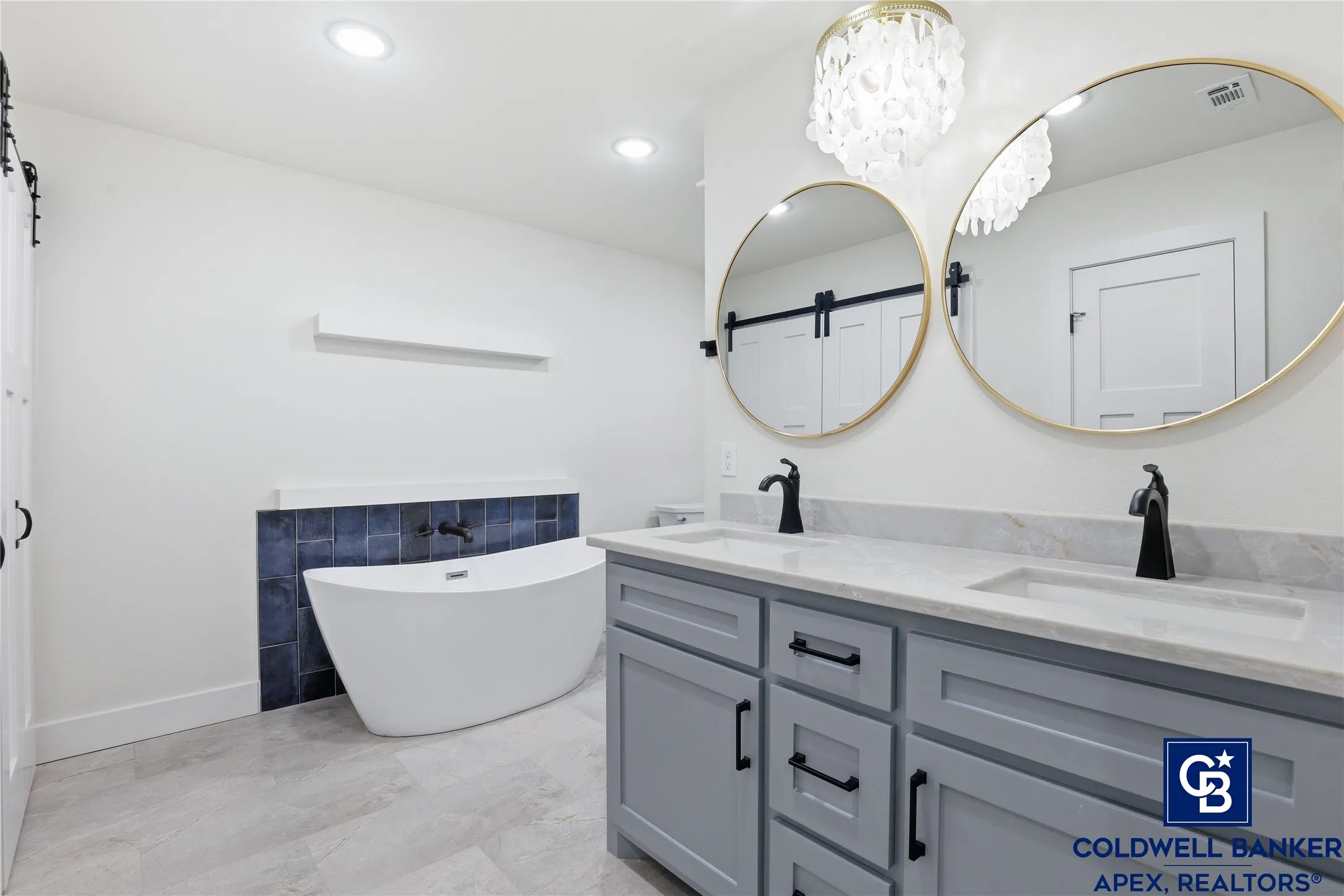 Farm For Sale in Hill County , 11458 State Highway 171, Covington, Texas 76636, 3 Bedroom, 2 Bathroom, 2 Garage spaces, 2,210 Sqft, built in 1975, Preowned, mls#21244826, Real Estate Agent in Covington, Homes For Sale in Hill county, Homes For Sale in Covington, Realtor in Covington Texas, Real Estate Brokerage Independent Realty Texas, Luminita Cordes Realtor