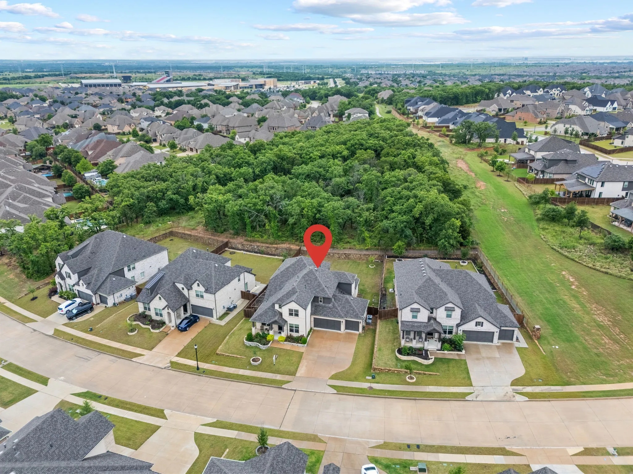 Single Family Residence For Sale in Denton County , 10736 Smoky Oak Trail, Argyle, Texas 76226, 4 Bedroom, 5 Bathroom, 3 Garage spaces, 3,775 Sqft, built in 2022, Preowned, Price $750,000, mls#21244757, Real Estate Agent in Argyle, Homes For Sale in Denton county, Homes For Sale in Argyle, Realtor in Argyle Texas, Real Estate Brokerage Independent Realty Texas, Luminita Cordes Realtor