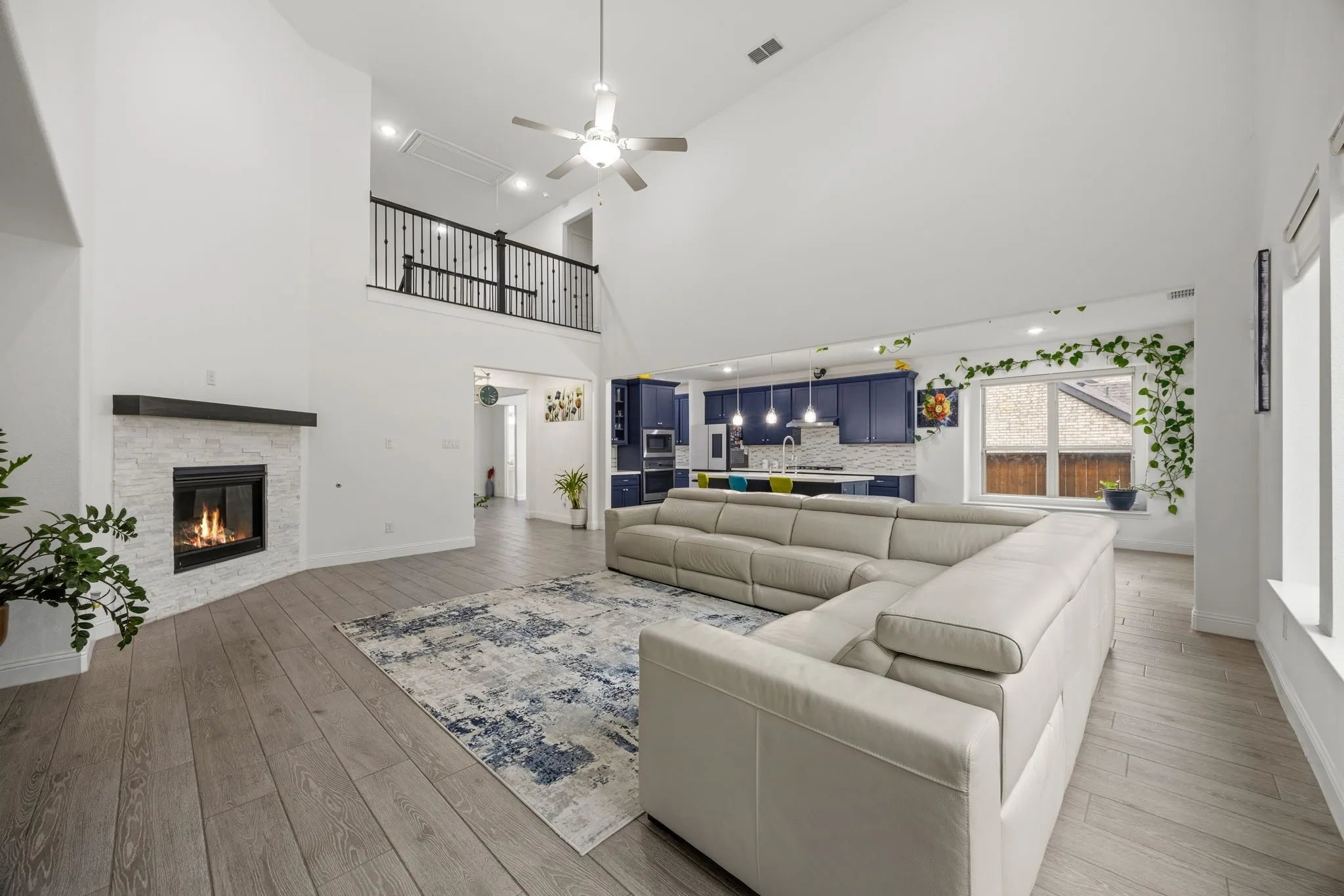 Single Family Residence For Sale in Denton County , 10736 Smoky Oak Trail, Argyle, Texas 76226, 4 Bedroom, 5 Bathroom, 3 Garage spaces, 3,775 Sqft, built in 2022, Preowned, Price $750,000, mls#21244757, Real Estate Agent in Argyle, Homes For Sale in Denton county, Homes For Sale in Argyle, Realtor in Argyle Texas, Real Estate Brokerage Independent Realty Texas, Luminita Cordes Realtor