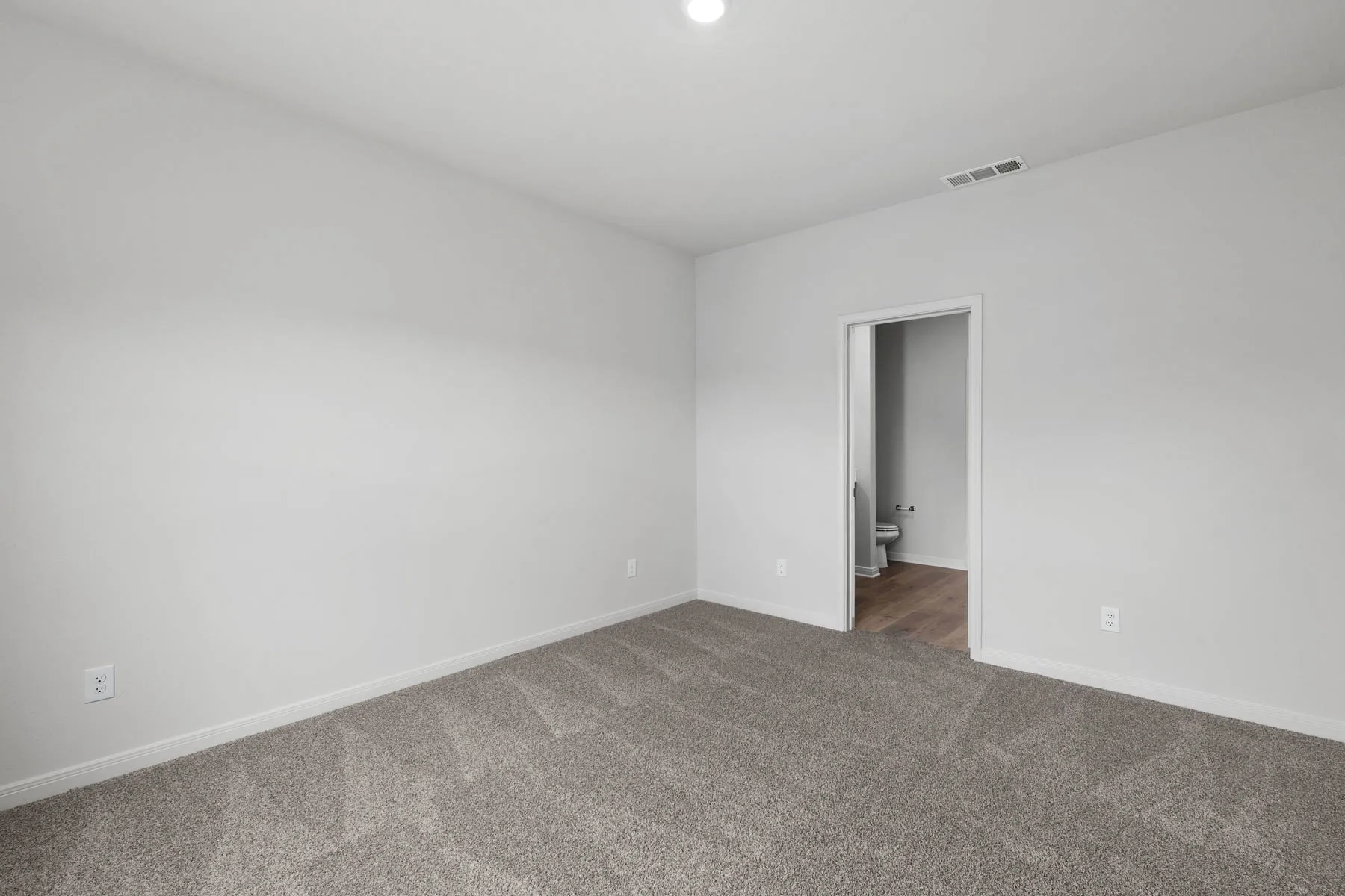 Single Family Residence For Sale in Tarrant County , 1521 Harvester Drive, Fort Worth, Texas 76140, 3 Bedrooms, 2 Bathrooms, 2 Garage spaces, 1,316 Sqft, built in 2025, New Construction - Complete, Price $292,900, mls#21247746, Real Estate Agent in Fort Worth, Homes For Sale in Tarrant county, Homes For Sale in Fort Worth, Realtor in Fort Worth Texas, Real Estate Brokerage Independent Realty Texas, Luminita Cordes Realtor