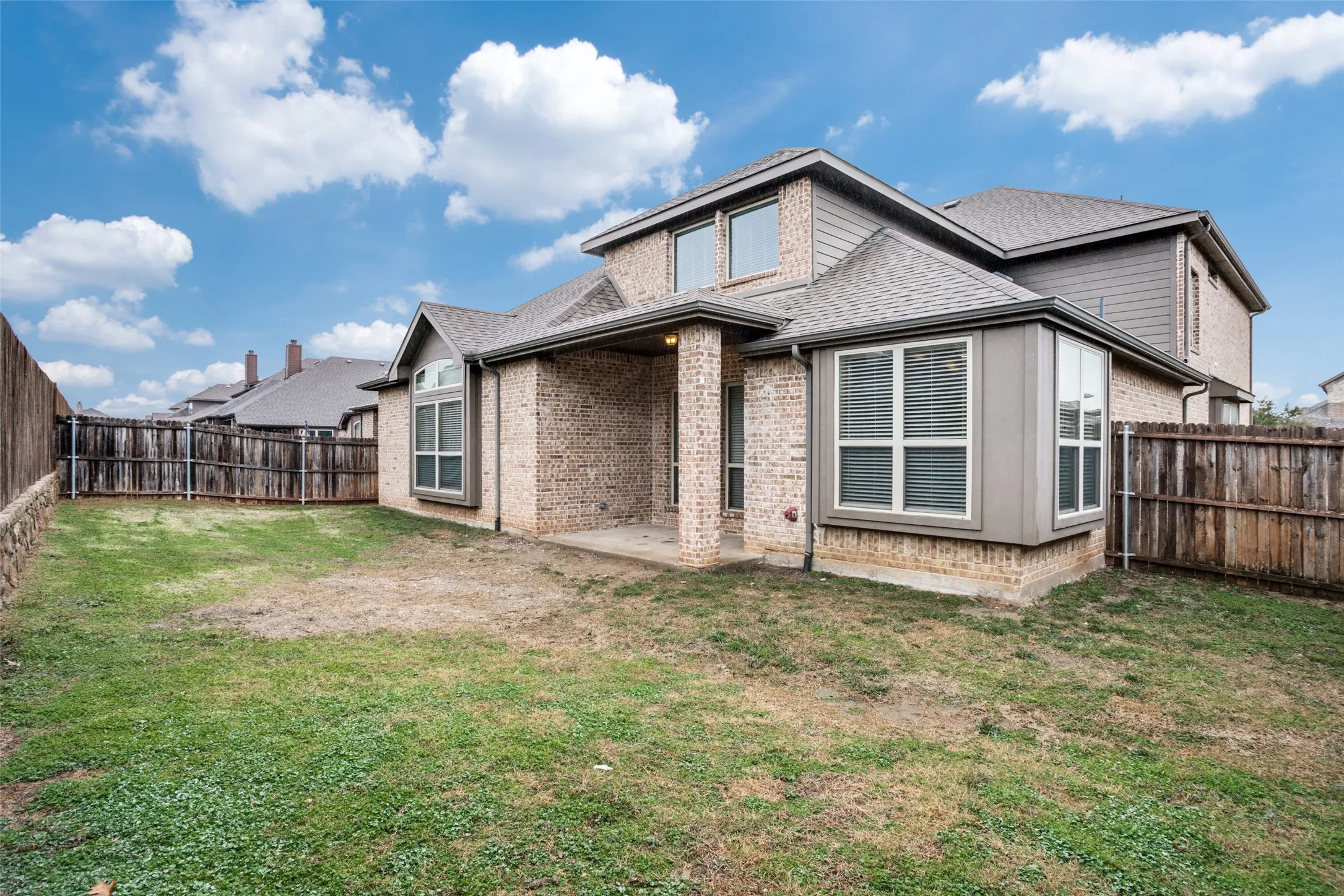 Single Family Residence For Rent in Collin County , 3303 Robin Trail, Melissa, Texas 75454, 5 Bedroom, 4 Bathroom, 3 Garage spaces, 3,637 Sqft, built in 2015, Preowned, mls#21243912, Real Estate Agent in Melissa, Homes For Rent in Collin county, Homes For Rent in Melissa, Realtor in Melissa Texas, Real Estate Brokerage Independent Realty Texas, Luminita Cordes Realtor