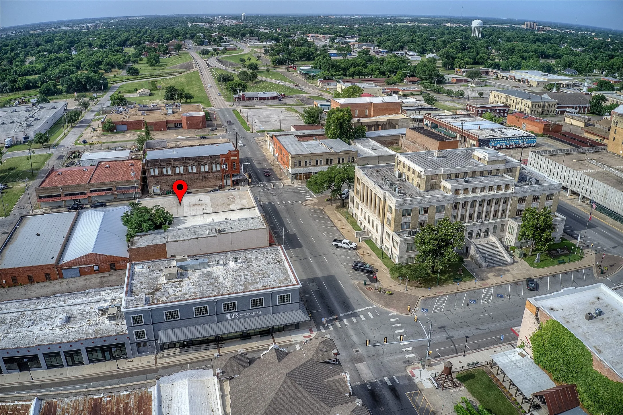 Retail For Sale in Hunt County , 2527 Johnson Street, Greenville, Texas 75401, 0, 0, Garage spaces, 0 Sqft, built in 1940, Preowned, mls#21246456, Real Estate Agent in Greenville, Homes For Sale in Hunt county, Homes For Sale in Greenville, Realtor in Greenville Texas, Real Estate Brokerage Independent Realty Texas, Luminita Cordes Realtor