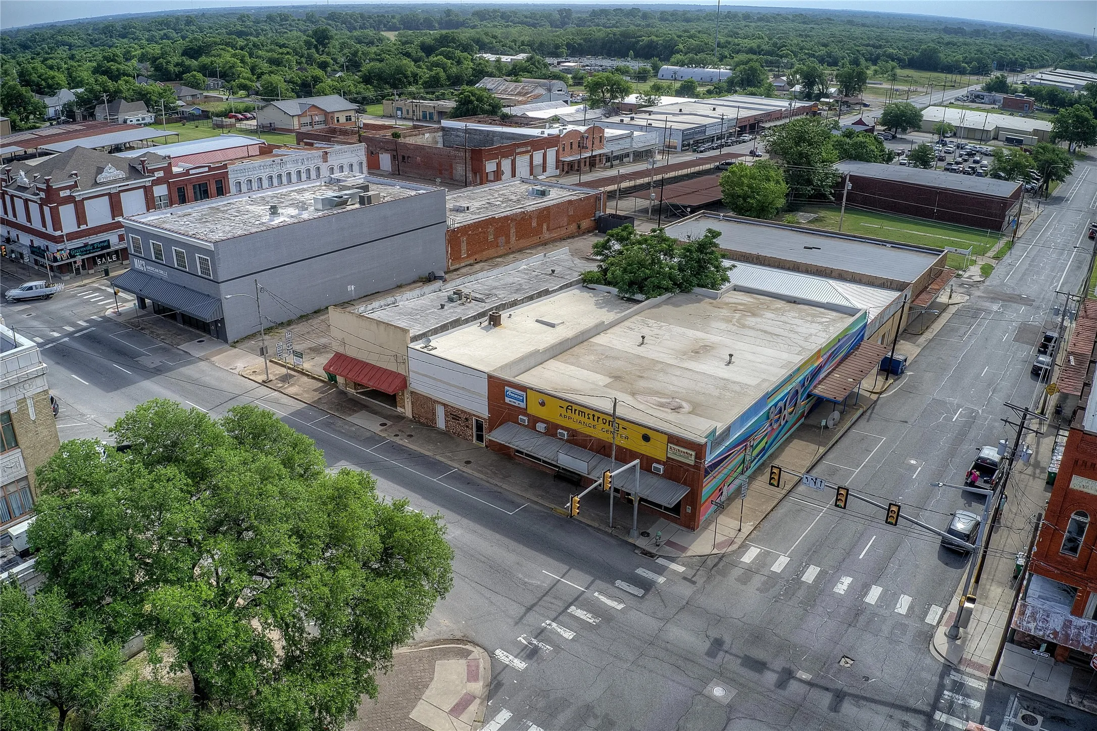 Retail For Sale in Hunt County , 2527 Johnson Street, Greenville, Texas 75401, 0, 0, Garage spaces, 0 Sqft, built in 1940, Preowned, mls#21246456, Real Estate Agent in Greenville, Homes For Sale in Hunt county, Homes For Sale in Greenville, Realtor in Greenville Texas, Real Estate Brokerage Independent Realty Texas, Luminita Cordes Realtor