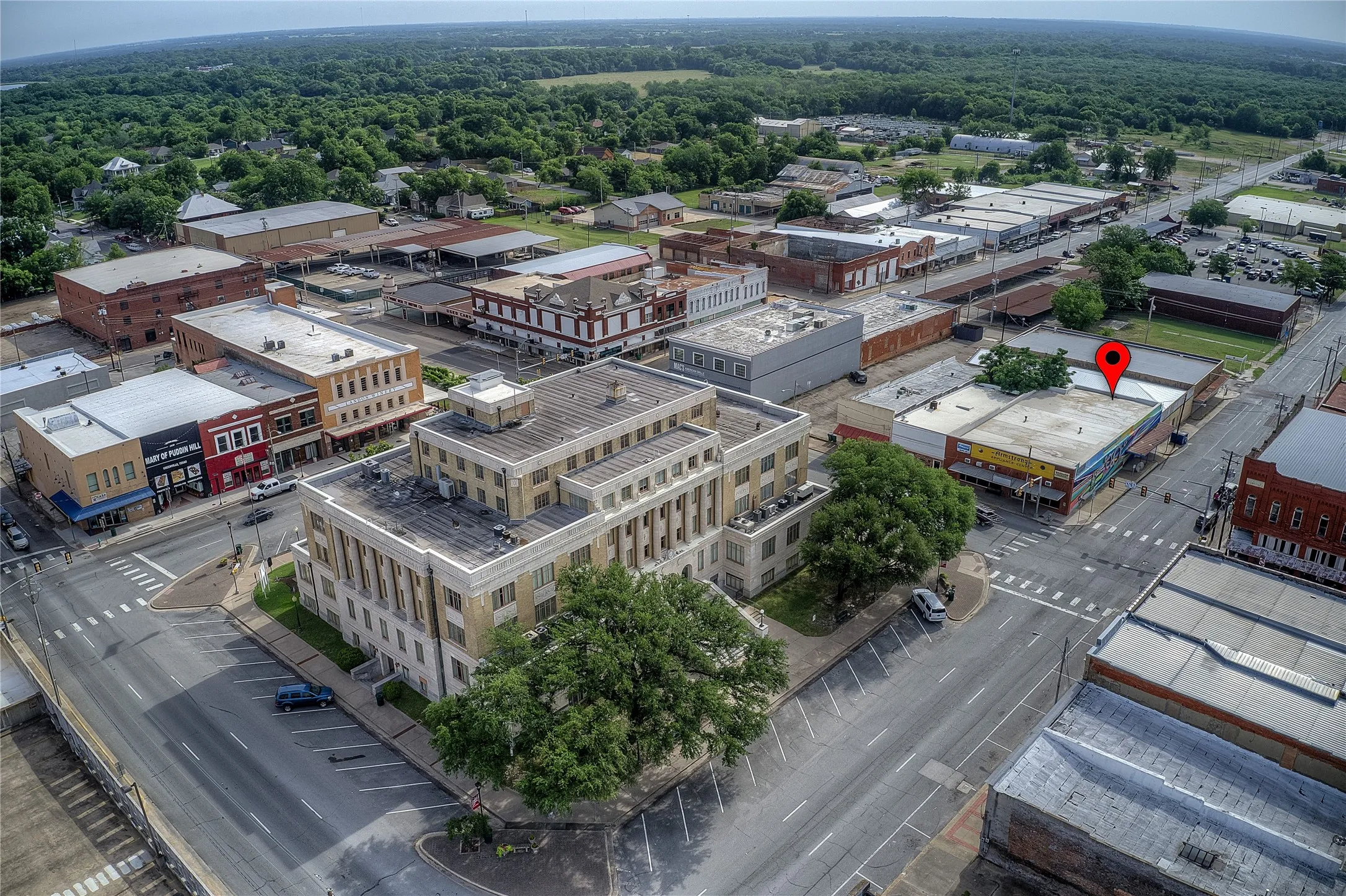 Retail For Sale in Hunt County , 2527 Johnson Street, Greenville, Texas 75401, 0, 0, Garage spaces, 0 Sqft, built in 1940, Preowned, mls#21246456, Real Estate Agent in Greenville, Homes For Sale in Hunt county, Homes For Sale in Greenville, Realtor in Greenville Texas, Real Estate Brokerage Independent Realty Texas, Luminita Cordes Realtor