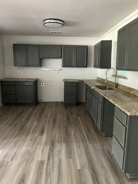 Single Family Residence For Sale in Henderson County , 120 Pierce Drive, Mabank, Texas 75156, 4 Bedroom, 3 Bathroom, Garage spaces, 1,697 Sqft, built in 1995, Preowned, mls#21236786, Real Estate Agent in Mabank, Homes For Sale in Henderson county, Homes For Sale in Mabank, Realtor in Mabank Texas, Real Estate Brokerage Independent Realty Texas, Luminita Cordes Realtor