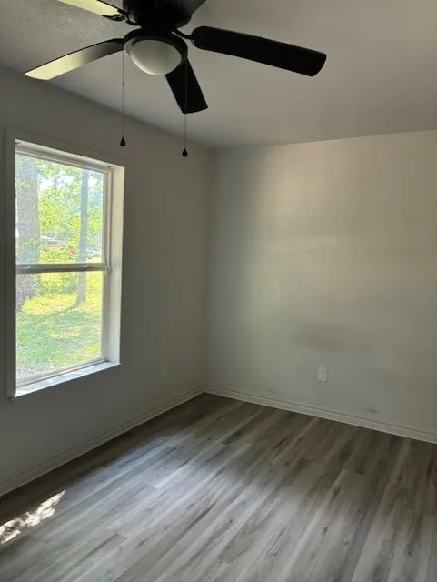 Single Family Residence For Sale in Henderson County , 120 Pierce Drive, Mabank, Texas 75156, 4 Bedroom, 3 Bathroom, Garage spaces, 1,697 Sqft, built in 1995, Preowned, mls#21236786, Real Estate Agent in Mabank, Homes For Sale in Henderson county, Homes For Sale in Mabank, Realtor in Mabank Texas, Real Estate Brokerage Independent Realty Texas, Luminita Cordes Realtor