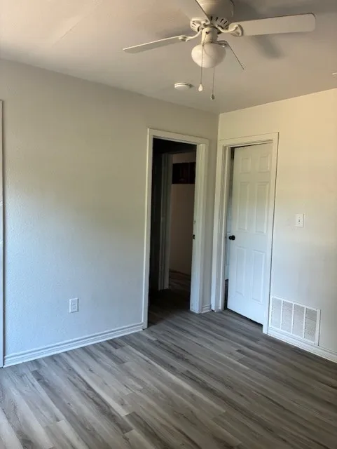 Single Family Residence For Sale in Henderson County , 120 Pierce Drive, Mabank, Texas 75156, 4 Bedroom, 3 Bathroom, Garage spaces, 1,697 Sqft, built in 1995, Preowned, mls#21236786, Real Estate Agent in Mabank, Homes For Sale in Henderson county, Homes For Sale in Mabank, Realtor in Mabank Texas, Real Estate Brokerage Independent Realty Texas, Luminita Cordes Realtor