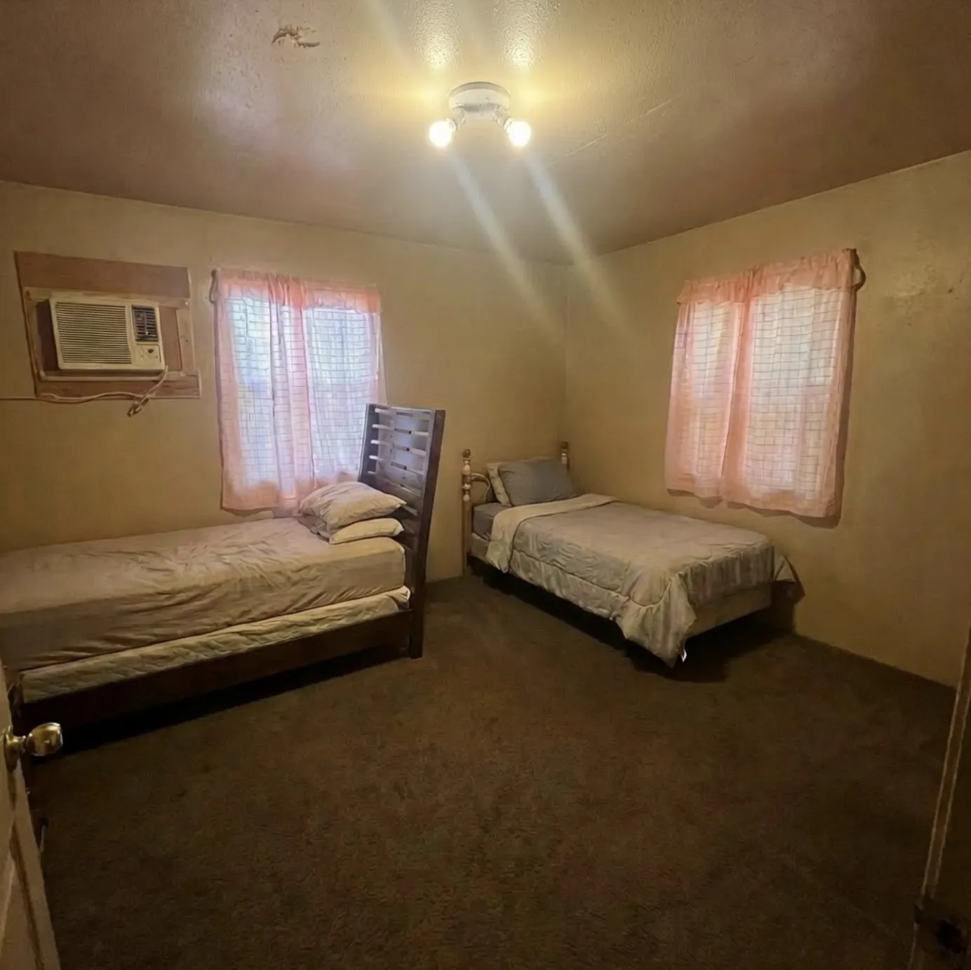 Single Family Residence For Sale in Collin County , 1608 Coleman Street, Mc Kinney, Texas 75069, 4 Bedroom, 4 Bathroom, 2 Garage spaces, 1,364 Sqft, built in 2001, Preowned, Price $285,000, mls#21238313, Real Estate Agent in Mc Kinney, Homes For Sale in Collin county, Homes For Sale in Mc Kinney, Realtor in Mc Kinney Texas, Real Estate Brokerage Independent Realty Texas, Luminita Cordes Realtor