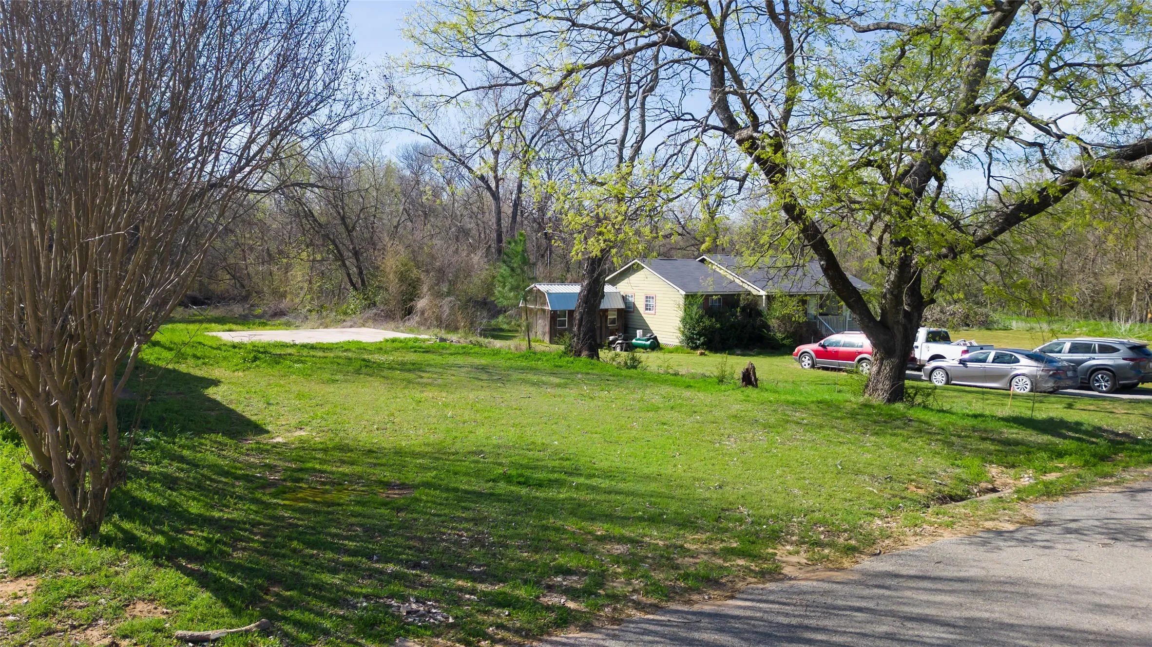 Unimproved Land For Sale in Grayson County , 2721 Barret Street, Denison, Texas 75020, 0, 0, Garage spaces, 0 Sqft, built in 0, Price $48,000, mls#21212493, Real Estate Agent in Denison, Homes For Sale in Grayson county, Homes For Sale in Denison, Realtor in Denison Texas, Real Estate Brokerage Independent Realty Texas, Luminita Cordes Realtor