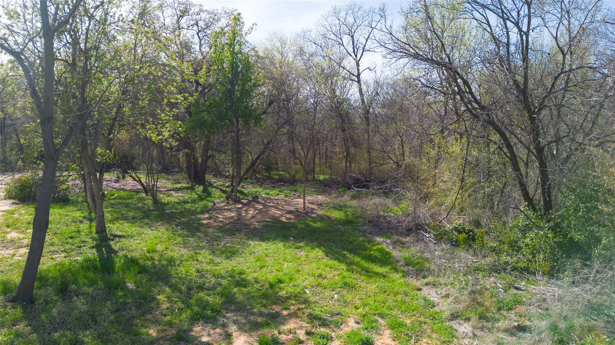 Unimproved Land For Sale in Grayson County , 2721 Barret Street, Denison, Texas 75020, 0, 0, Garage spaces, 0 Sqft, built in 0, Price $48,000, mls#21212493, Real Estate Agent in Denison, Homes For Sale in Grayson county, Homes For Sale in Denison, Realtor in Denison Texas, Real Estate Brokerage Independent Realty Texas, Luminita Cordes Realtor