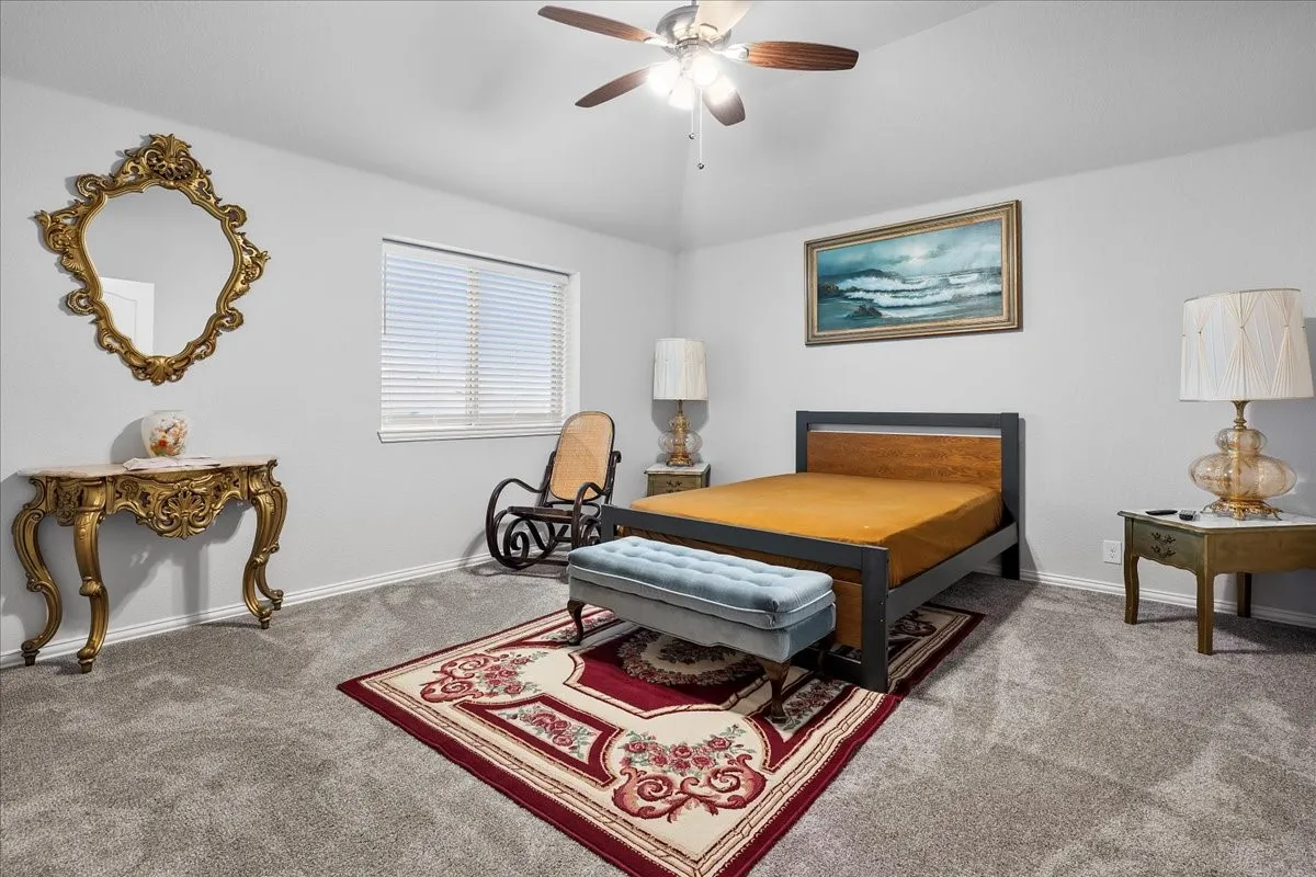 Single Family Residence For Sale in Dallas County , 1224 Crawford Drive, De Soto, Texas 75115, 5 Bedroom, 4 Bathroom, 2 Garage spaces, 3,304 Sqft, built in 2020, Preowned, mls#21248001, Real Estate Agent in De Soto, Homes For Sale in Dallas county, Homes For Sale in De Soto, Realtor in De Soto Texas, Real Estate Brokerage Independent Realty Texas, Luminita Cordes Realtor