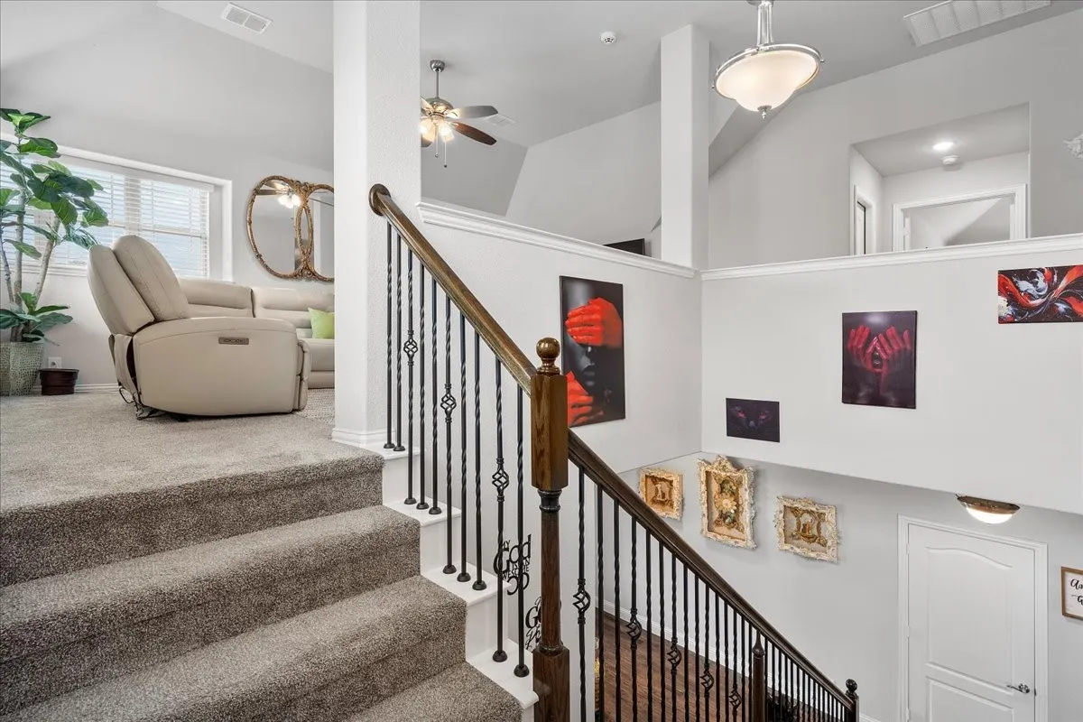 Single Family Residence For Sale in Dallas County , 1224 Crawford Drive, De Soto, Texas 75115, 5 Bedroom, 4 Bathroom, 2 Garage spaces, 3,304 Sqft, built in 2020, Preowned, mls#21248001, Real Estate Agent in De Soto, Homes For Sale in Dallas county, Homes For Sale in De Soto, Realtor in De Soto Texas, Real Estate Brokerage Independent Realty Texas, Luminita Cordes Realtor