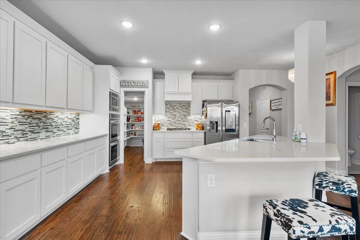 Single Family Residence For Sale in Dallas County , 1224 Crawford Drive, De Soto, Texas 75115, 5 Bedroom, 4 Bathroom, 2 Garage spaces, 3,304 Sqft, built in 2020, Preowned, mls#21248001, Real Estate Agent in De Soto, Homes For Sale in Dallas county, Homes For Sale in De Soto, Realtor in De Soto Texas, Real Estate Brokerage Independent Realty Texas, Luminita Cordes Realtor