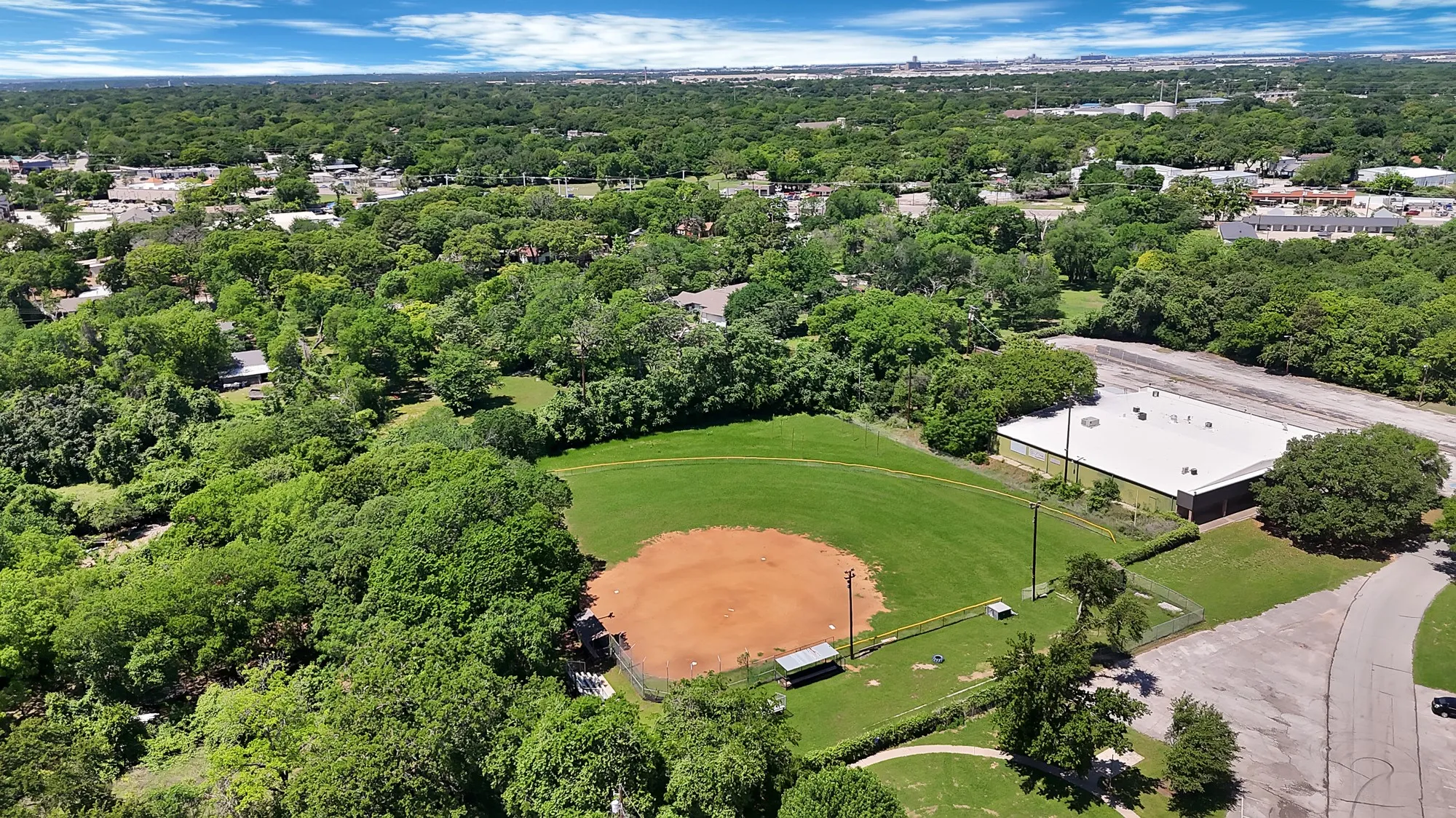 Single Family Residence For Sale in Tarrant County , 4713 Bernice Street, Haltom City, Texas 76117, 4 Bedroom, 3 Bathroom, 2 Garage spaces, 2,501 Sqft, built in 1952, mls#21247366, Real Estate Agent in Haltom City, Homes For Sale in Tarrant county, Homes For Sale in Haltom City, Realtor in Haltom City Texas, Real Estate Brokerage Independent Realty Texas, Luminita Cordes Realtor