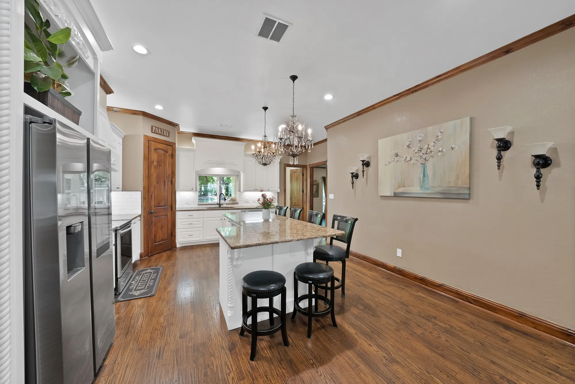 Single Family Residence For Sale in Tarrant County , 4713 Bernice Street, Haltom City, Texas 76117, 4 Bedroom, 3 Bathroom, 2 Garage spaces, 2,501 Sqft, built in 1952, mls#21247366, Real Estate Agent in Haltom City, Homes For Sale in Tarrant county, Homes For Sale in Haltom City, Realtor in Haltom City Texas, Real Estate Brokerage Independent Realty Texas, Luminita Cordes Realtor