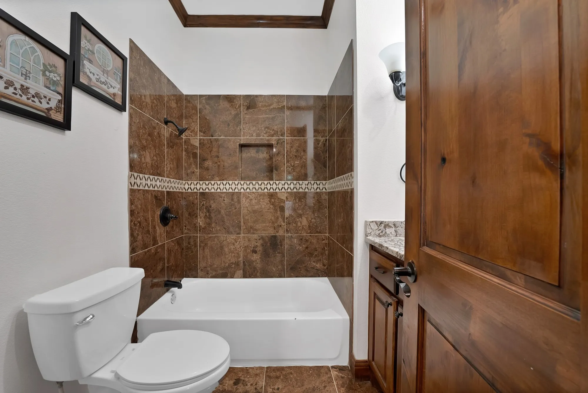 Single Family Residence For Sale in Tarrant County , 4713 Bernice Street, Haltom City, Texas 76117, 4 Bedroom, 3 Bathroom, 2 Garage spaces, 2,501 Sqft, built in 1952, mls#21247366, Real Estate Agent in Haltom City, Homes For Sale in Tarrant county, Homes For Sale in Haltom City, Realtor in Haltom City Texas, Real Estate Brokerage Independent Realty Texas, Luminita Cordes Realtor