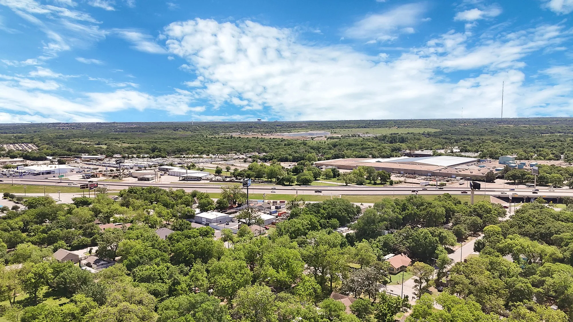 Single Family Residence For Sale in Tarrant County , 4713 Bernice Street, Haltom City, Texas 76117, 4 Bedroom, 3 Bathroom, 2 Garage spaces, 2,501 Sqft, built in 1952, mls#21247366, Real Estate Agent in Haltom City, Homes For Sale in Tarrant county, Homes For Sale in Haltom City, Realtor in Haltom City Texas, Real Estate Brokerage Independent Realty Texas, Luminita Cordes Realtor