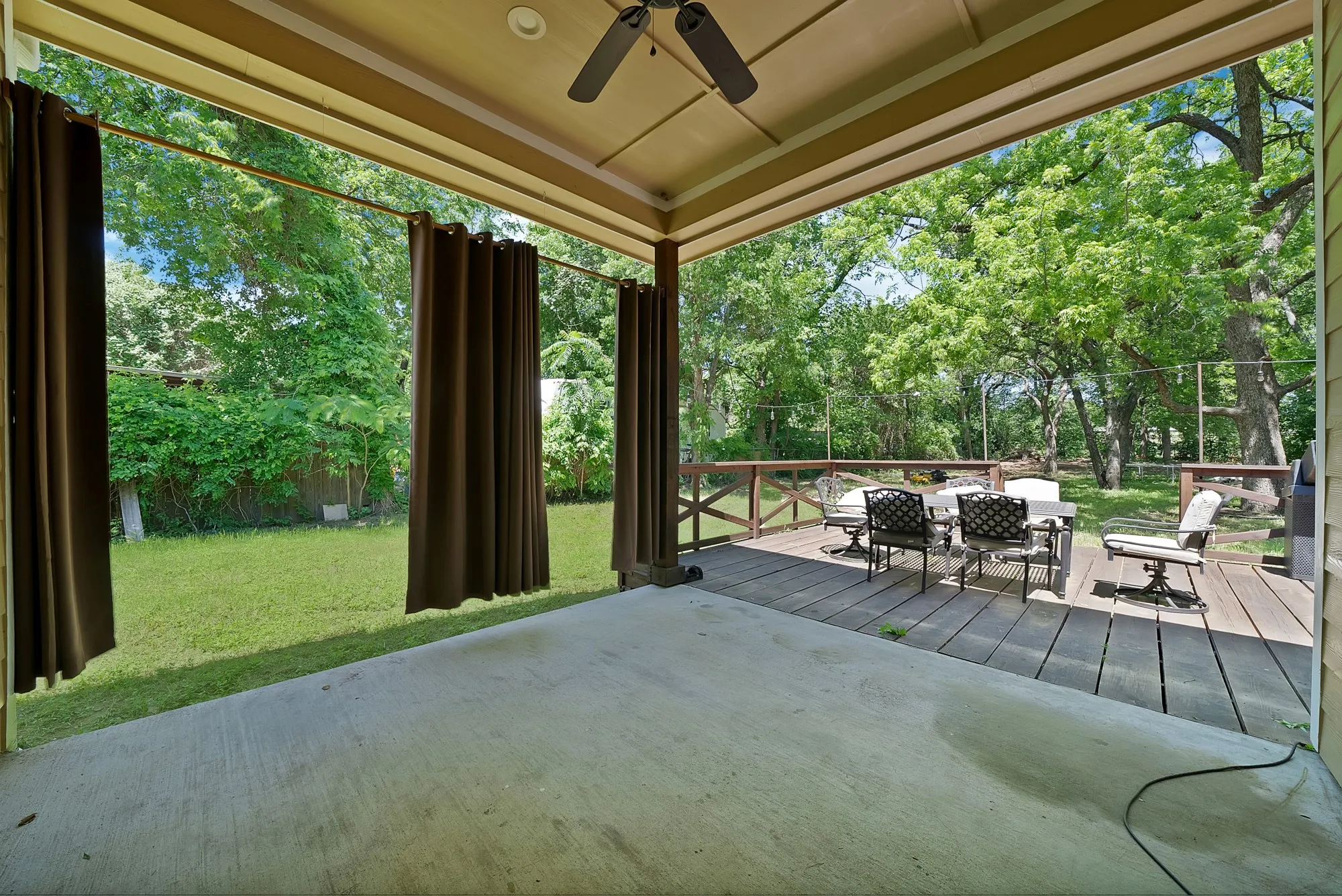 Single Family Residence For Sale in Tarrant County , 4713 Bernice Street, Haltom City, Texas 76117, 4 Bedroom, 3 Bathroom, 2 Garage spaces, 2,501 Sqft, built in 1952, mls#21247366, Real Estate Agent in Haltom City, Homes For Sale in Tarrant county, Homes For Sale in Haltom City, Realtor in Haltom City Texas, Real Estate Brokerage Independent Realty Texas, Luminita Cordes Realtor
