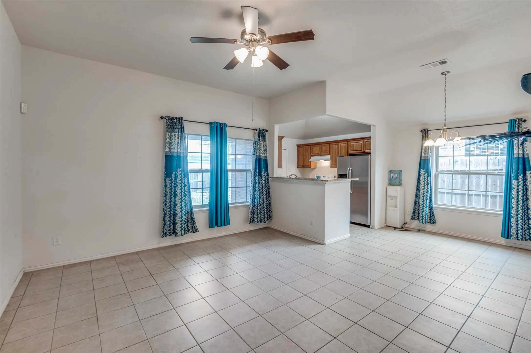 Single Family Residence For Rent in Dallas County , 1939 Naira Drive, Dallas, Texas 75217, 3 Bedroom, 2 Bathroom, 1 Garage spaces, 1,415 Sqft, built in 2016, mls#21246818, Real Estate Agent in Dallas, Homes For Rent in Dallas county, Homes For Rent in Dallas, Realtor in Dallas Texas, Real Estate Brokerage Independent Realty Texas, Luminita Cordes Realtor