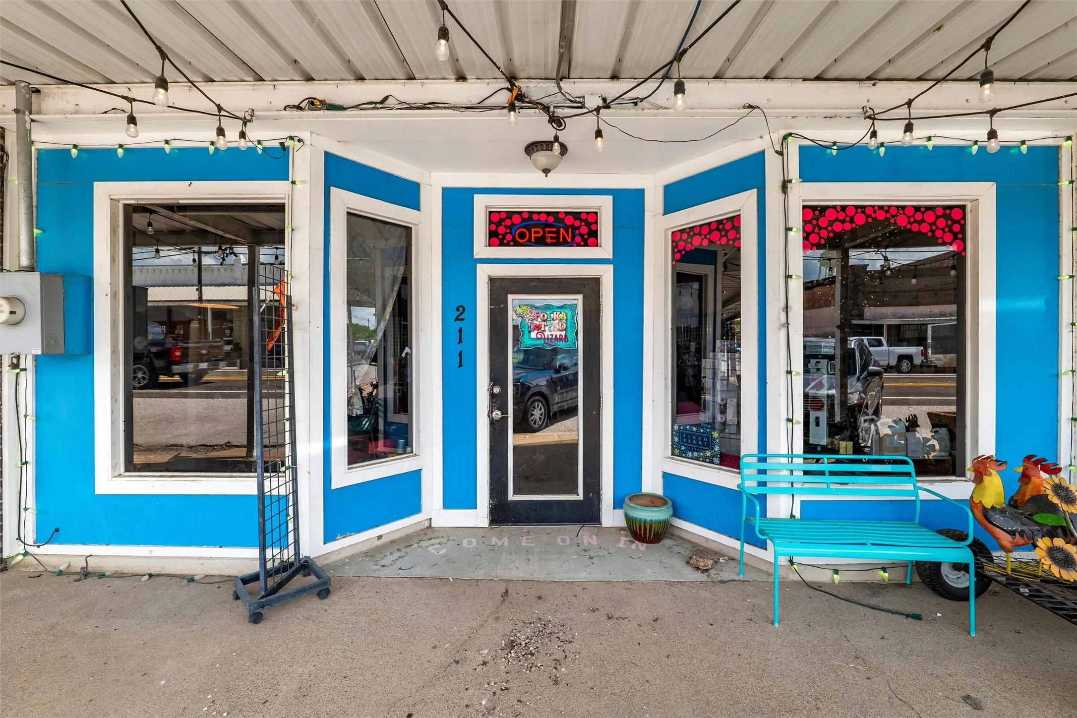 Business For Sale in Ellis County , 211-213 Main Street, Maypearl, Texas 76064, 0, 0, Garage spaces, 0 Sqft, built in 1920, Preowned, mls#21246800, Real Estate Agent in Maypearl, Homes For Sale in Ellis county, Homes For Sale in Maypearl, Realtor in Maypearl Texas, Real Estate Brokerage Independent Realty Texas, Luminita Cordes Realtor