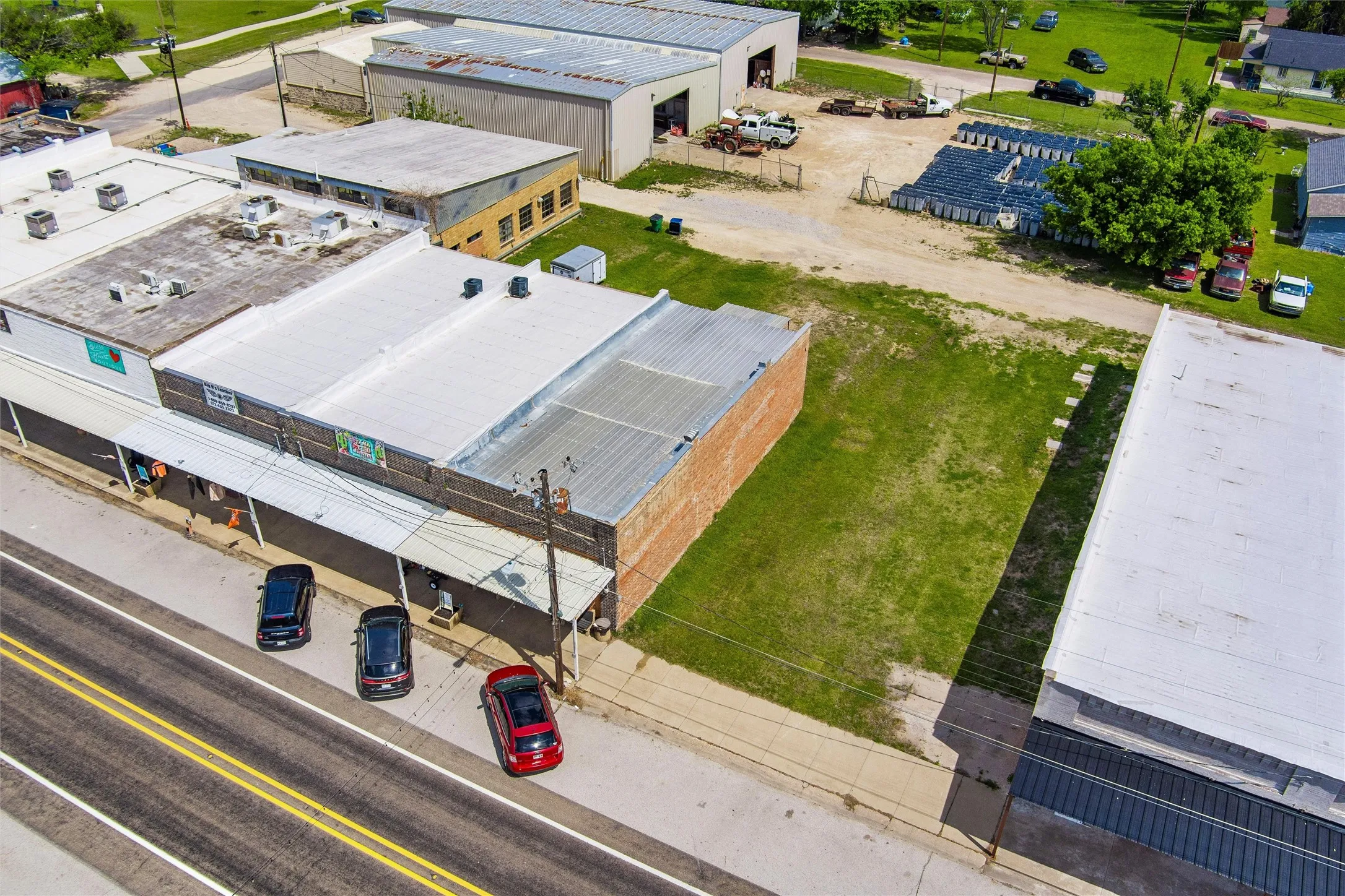 Business For Sale in Ellis County , 211-213 Main Street, Maypearl, Texas 76064, 0, 0, Garage spaces, 0 Sqft, built in 1920, Preowned, mls#21246800, Real Estate Agent in Maypearl, Homes For Sale in Ellis county, Homes For Sale in Maypearl, Realtor in Maypearl Texas, Real Estate Brokerage Independent Realty Texas, Luminita Cordes Realtor