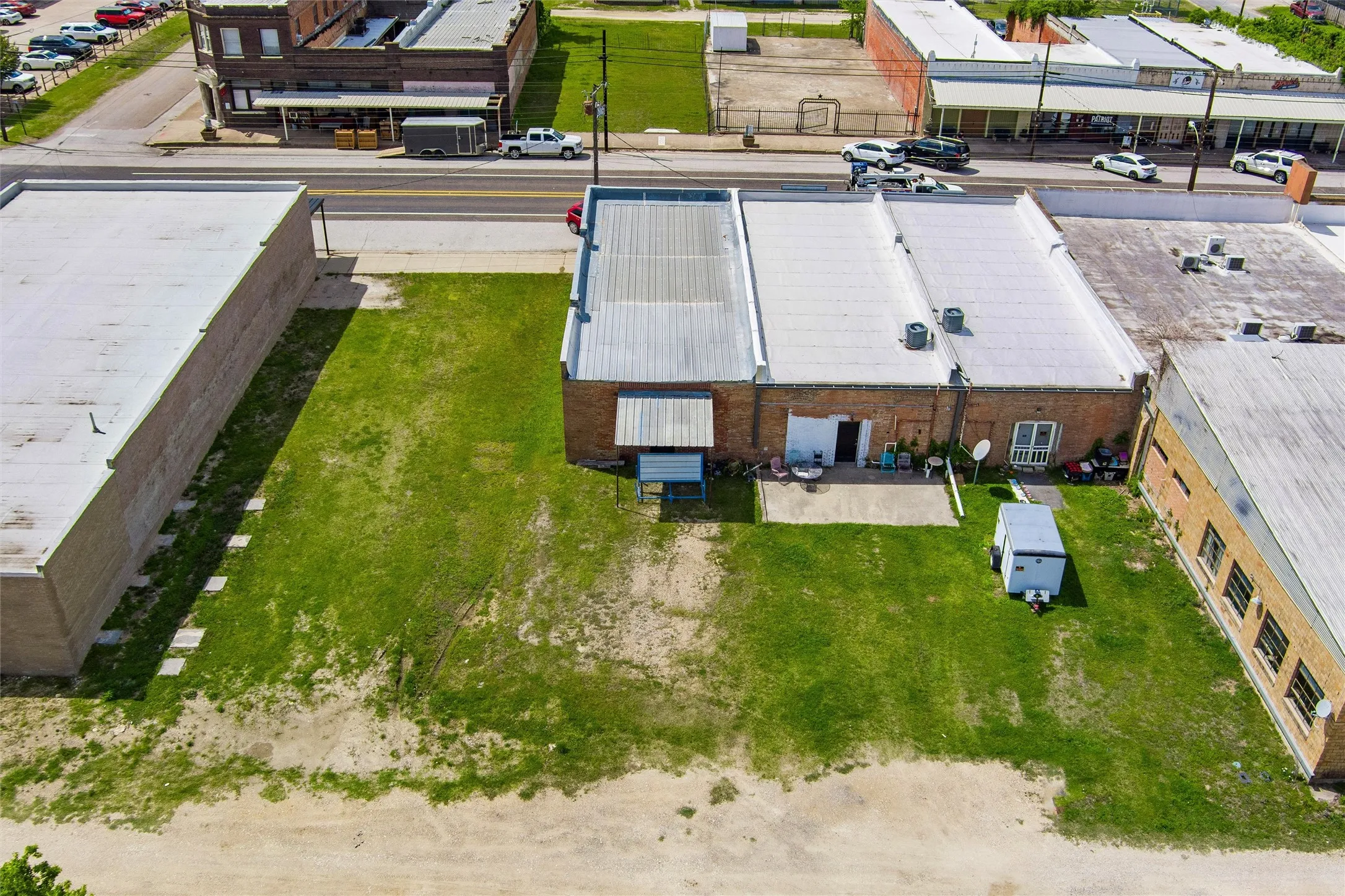 Business For Sale in Ellis County , 211-213 Main Street, Maypearl, Texas 76064, 0, 0, Garage spaces, 0 Sqft, built in 1920, Preowned, mls#21246800, Real Estate Agent in Maypearl, Homes For Sale in Ellis county, Homes For Sale in Maypearl, Realtor in Maypearl Texas, Real Estate Brokerage Independent Realty Texas, Luminita Cordes Realtor