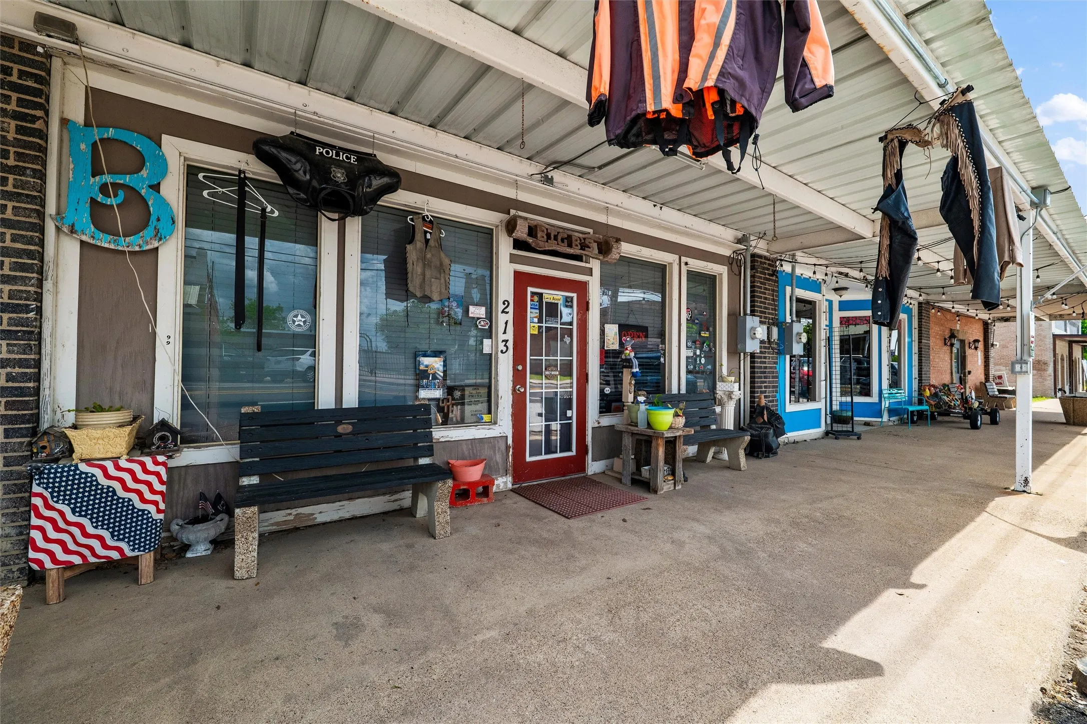 Business For Sale in Ellis County , 211-213 Main Street, Maypearl, Texas 76064, 0, 0, Garage spaces, 0 Sqft, built in 1920, Preowned, mls#21246800, Real Estate Agent in Maypearl, Homes For Sale in Ellis county, Homes For Sale in Maypearl, Realtor in Maypearl Texas, Real Estate Brokerage Independent Realty Texas, Luminita Cordes Realtor